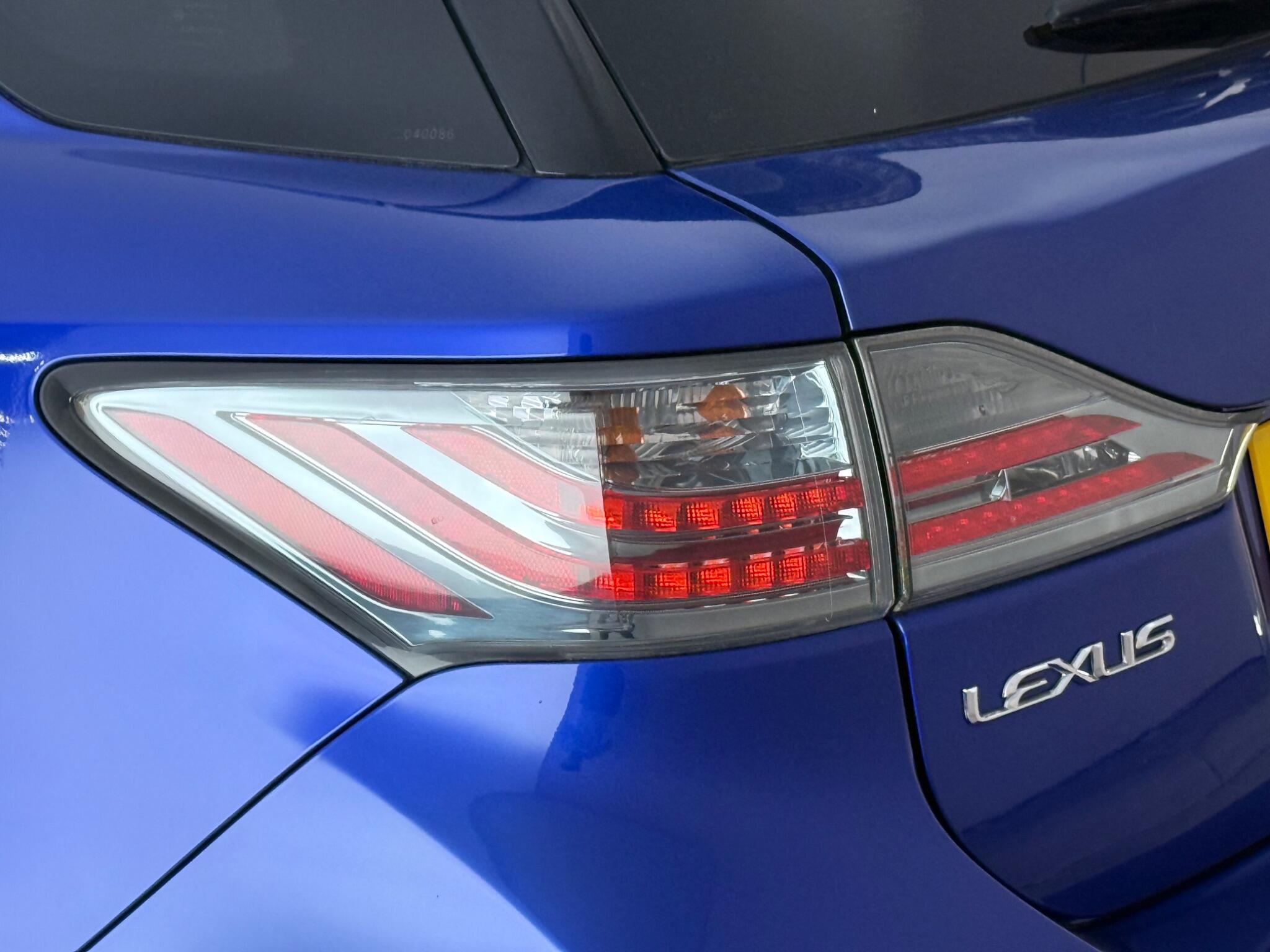 Lexus CT view 10