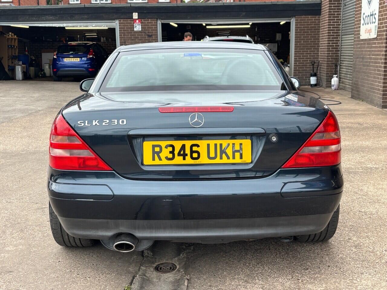 Mercedes-Benz SLK view 6