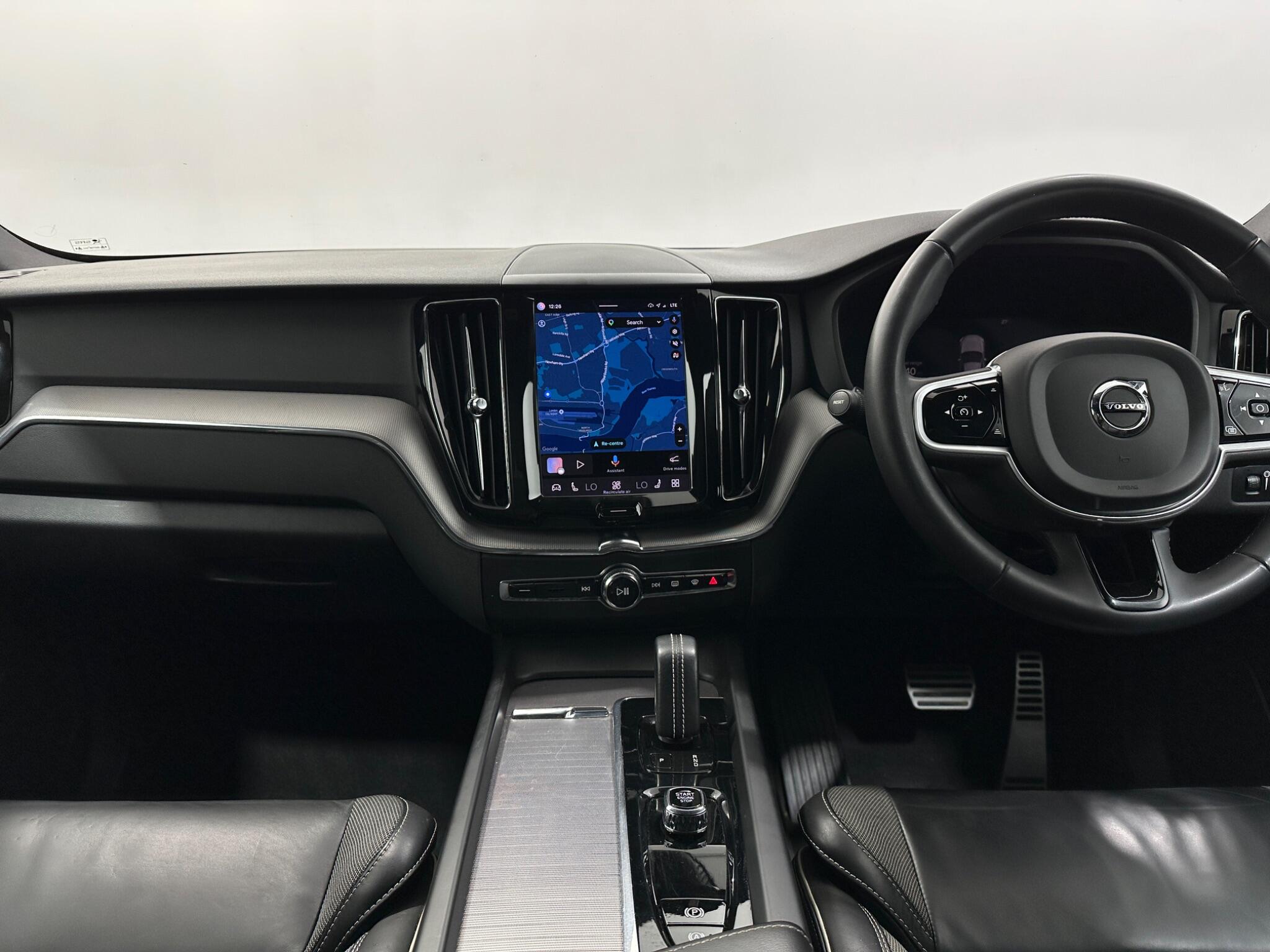 Volvo XC60 view 20