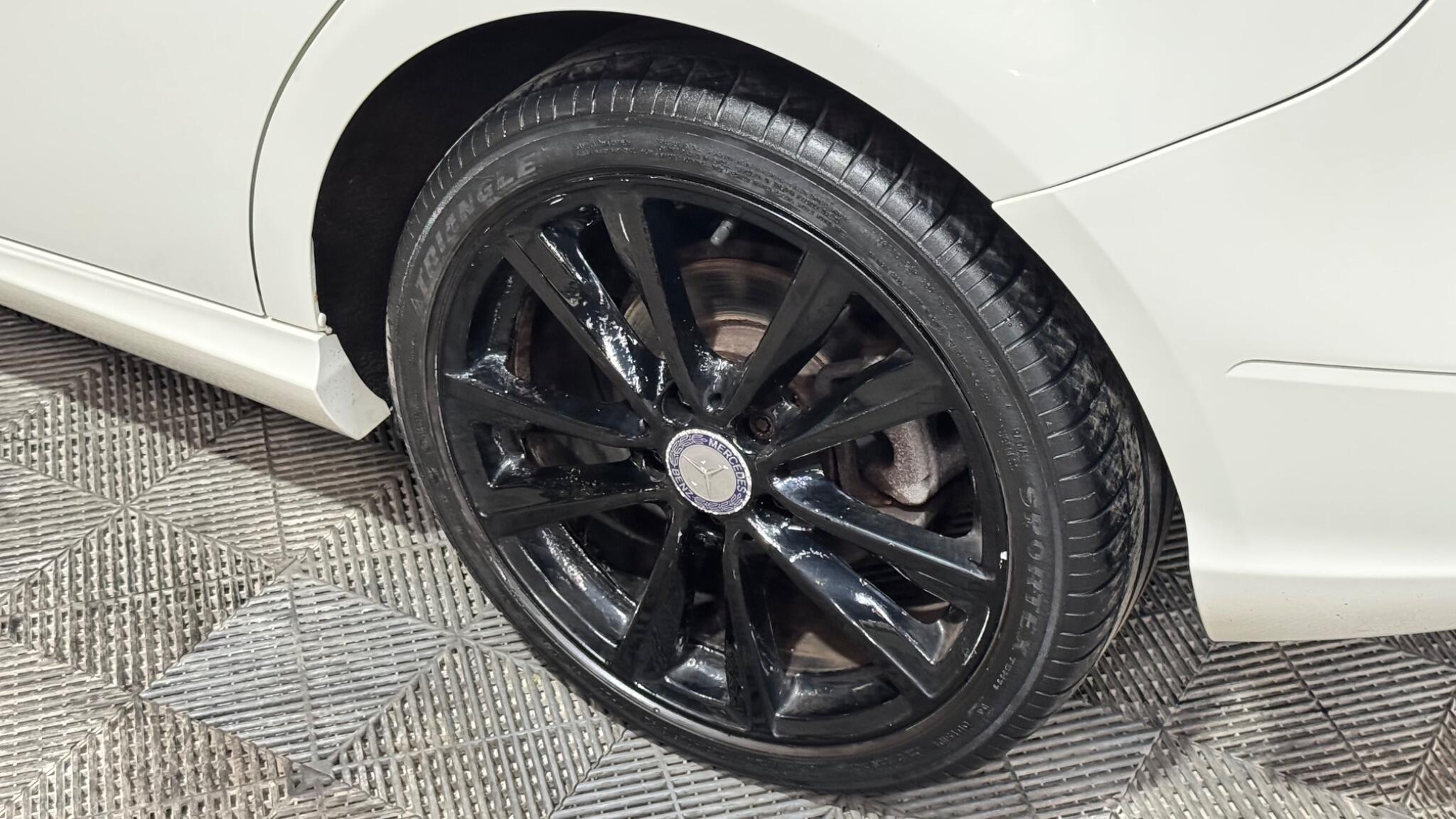 Mercedes-Benz B Class view 64