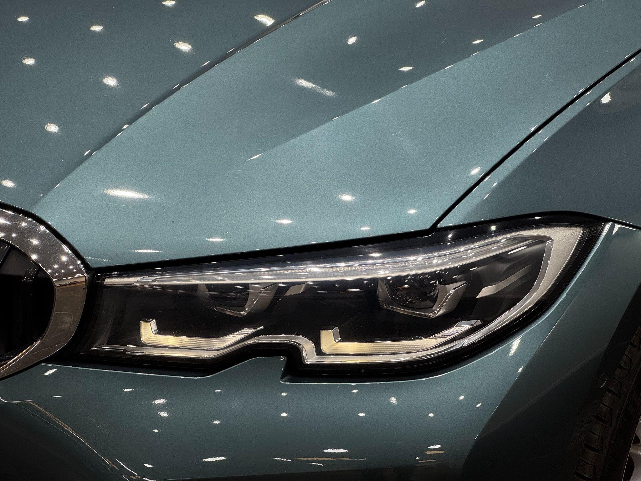 BMW 3 Series view 8