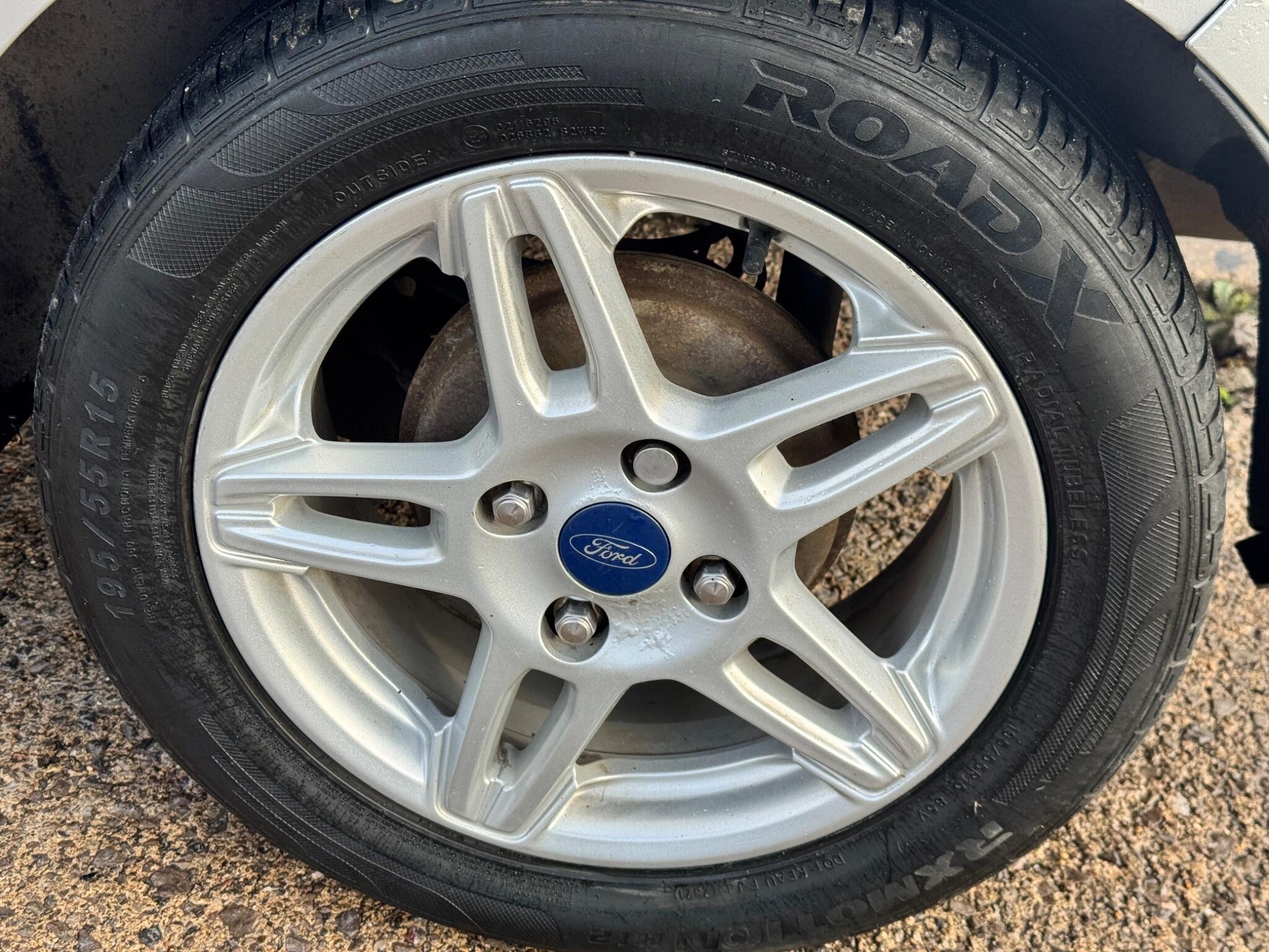 Ford Fiesta view 37