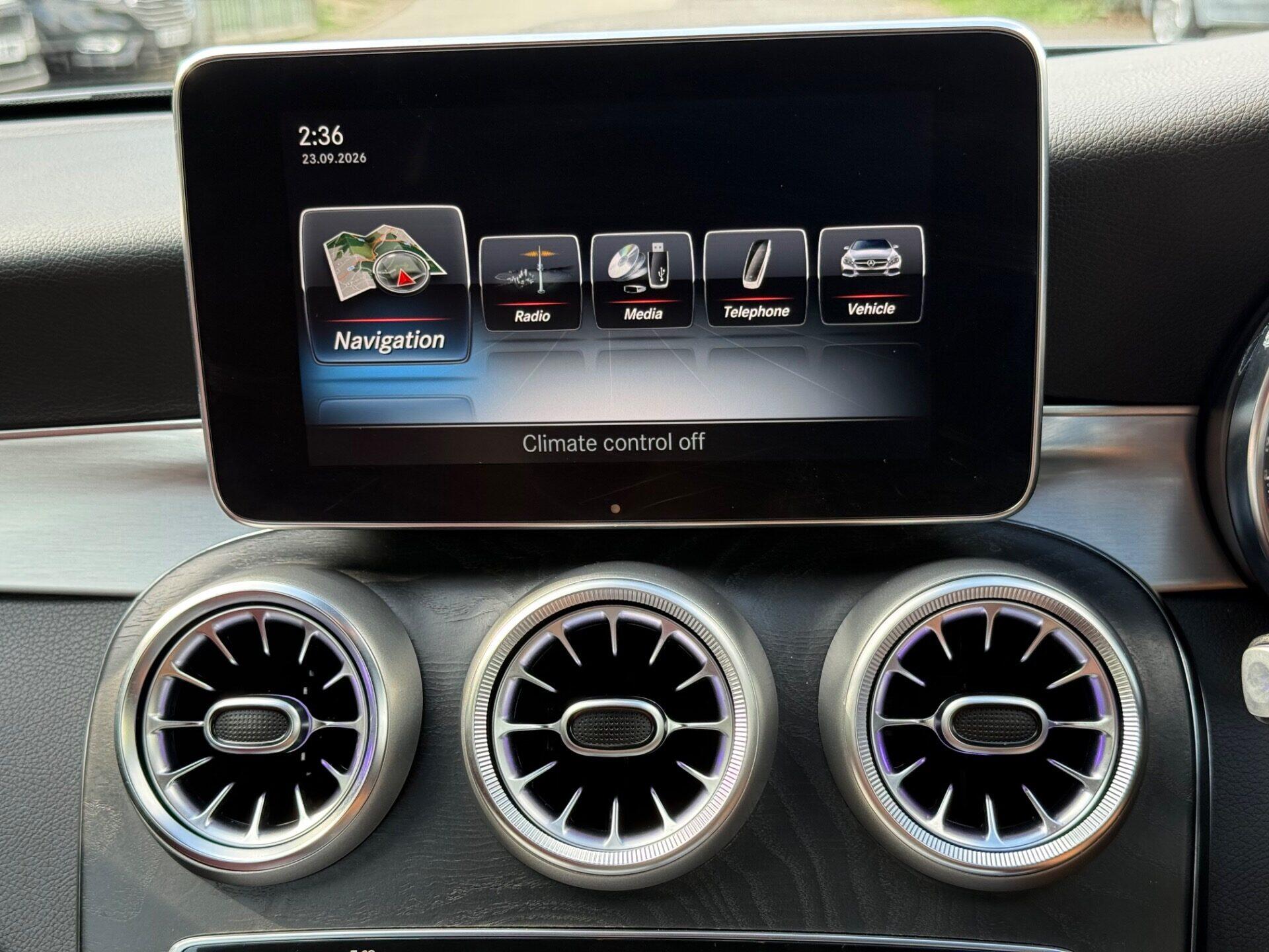 Mercedes-Benz C-Class view 59