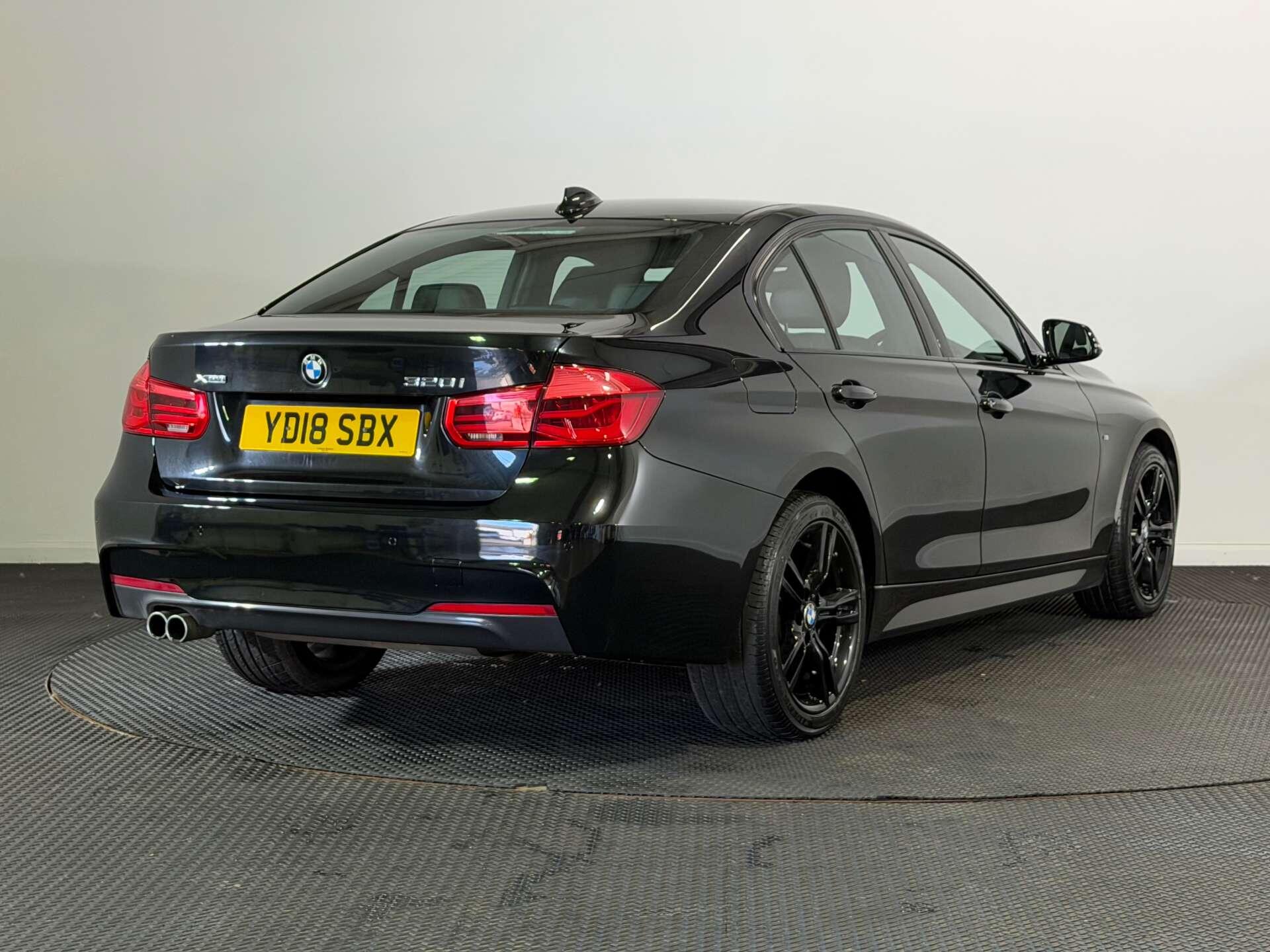 BMW 3 Series view 7