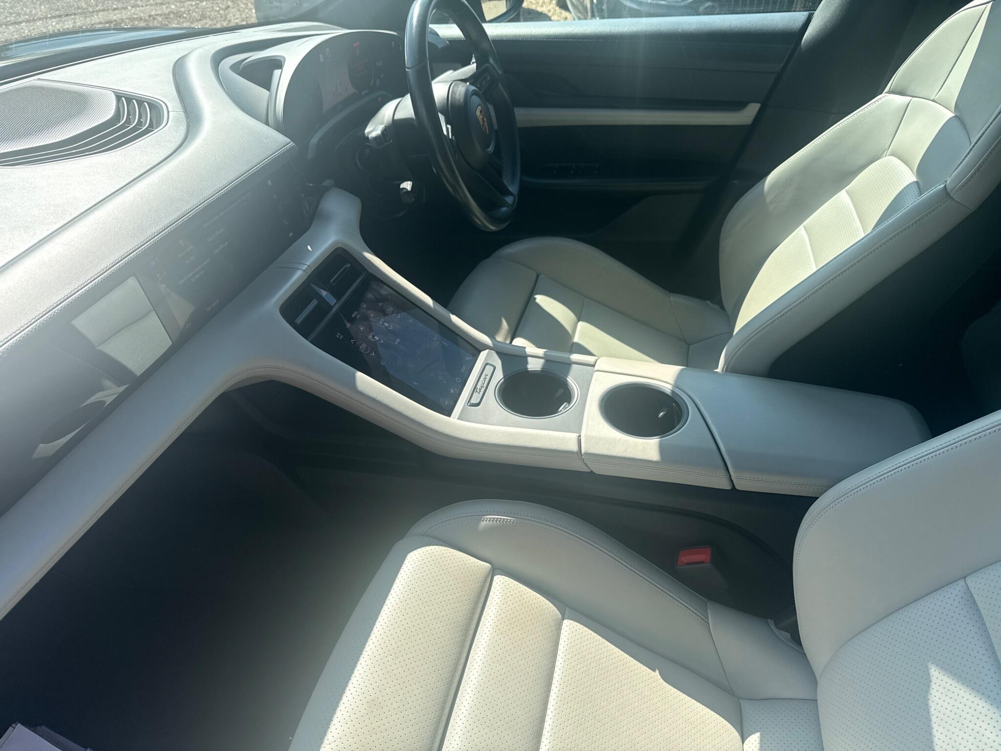 Porsche Taycan view 11