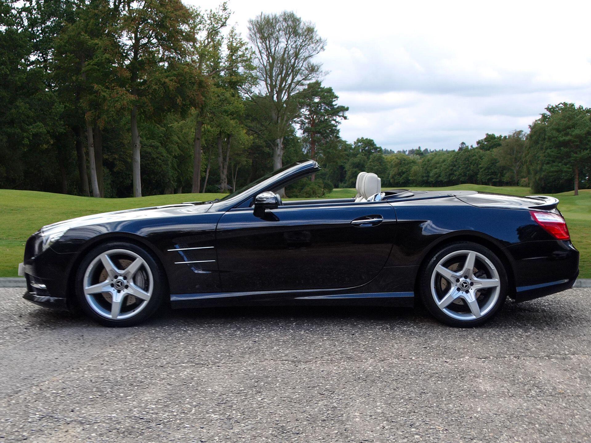 Mercedes-Benz SL view 2