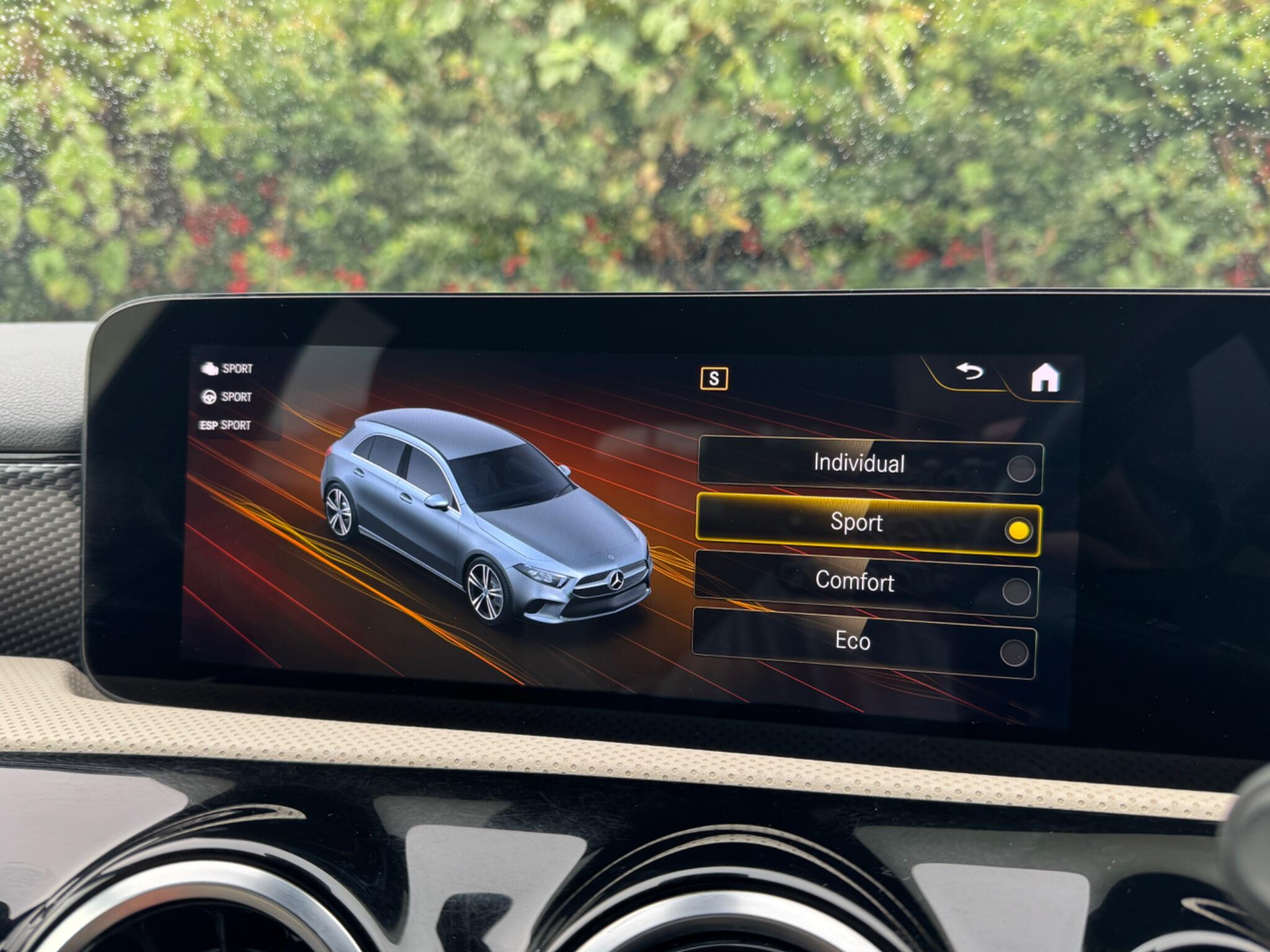 Mercedes-Benz A-Class view 28