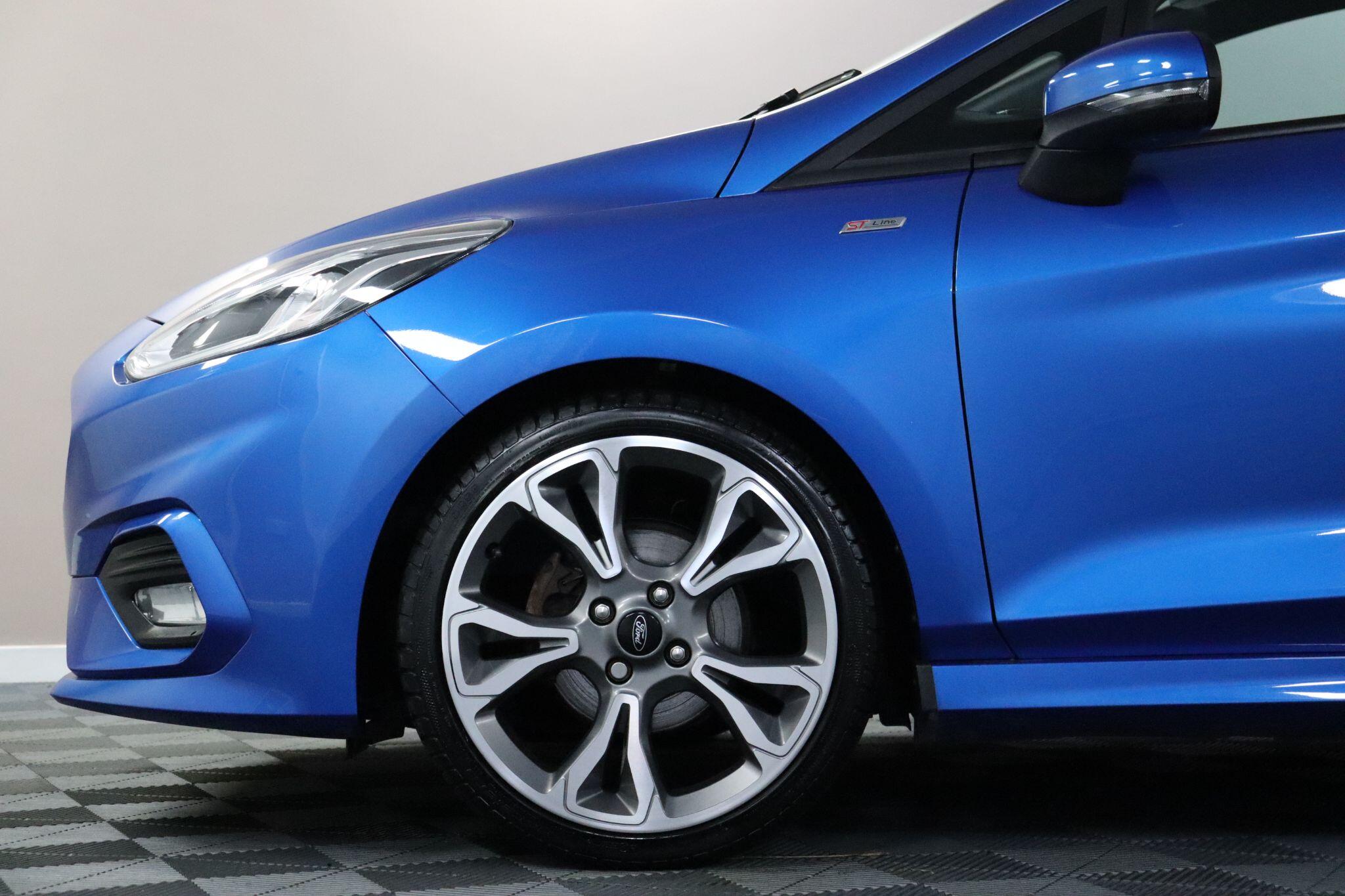 Ford Fiesta view 27
