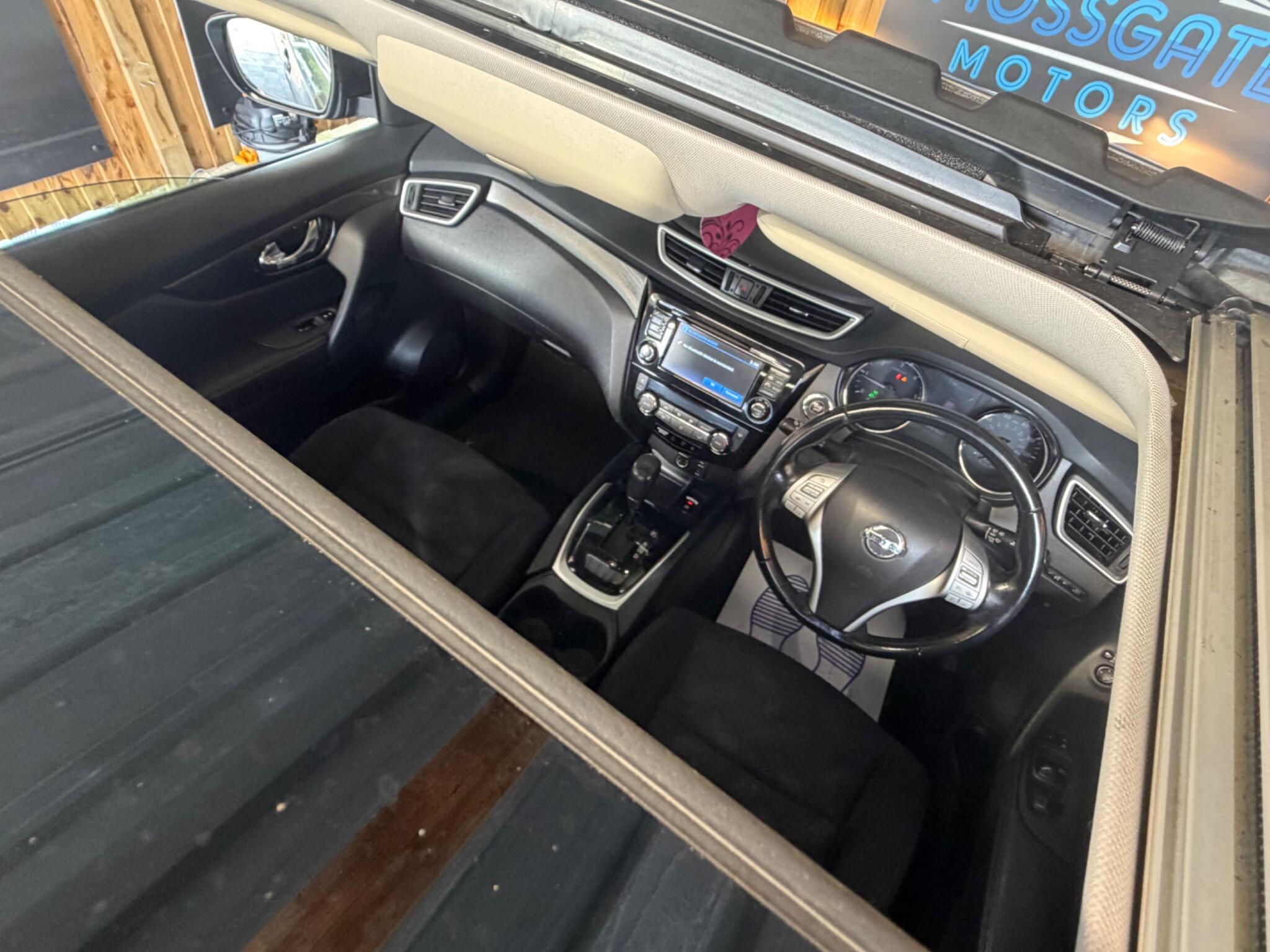 Nissan X-Trail view 16