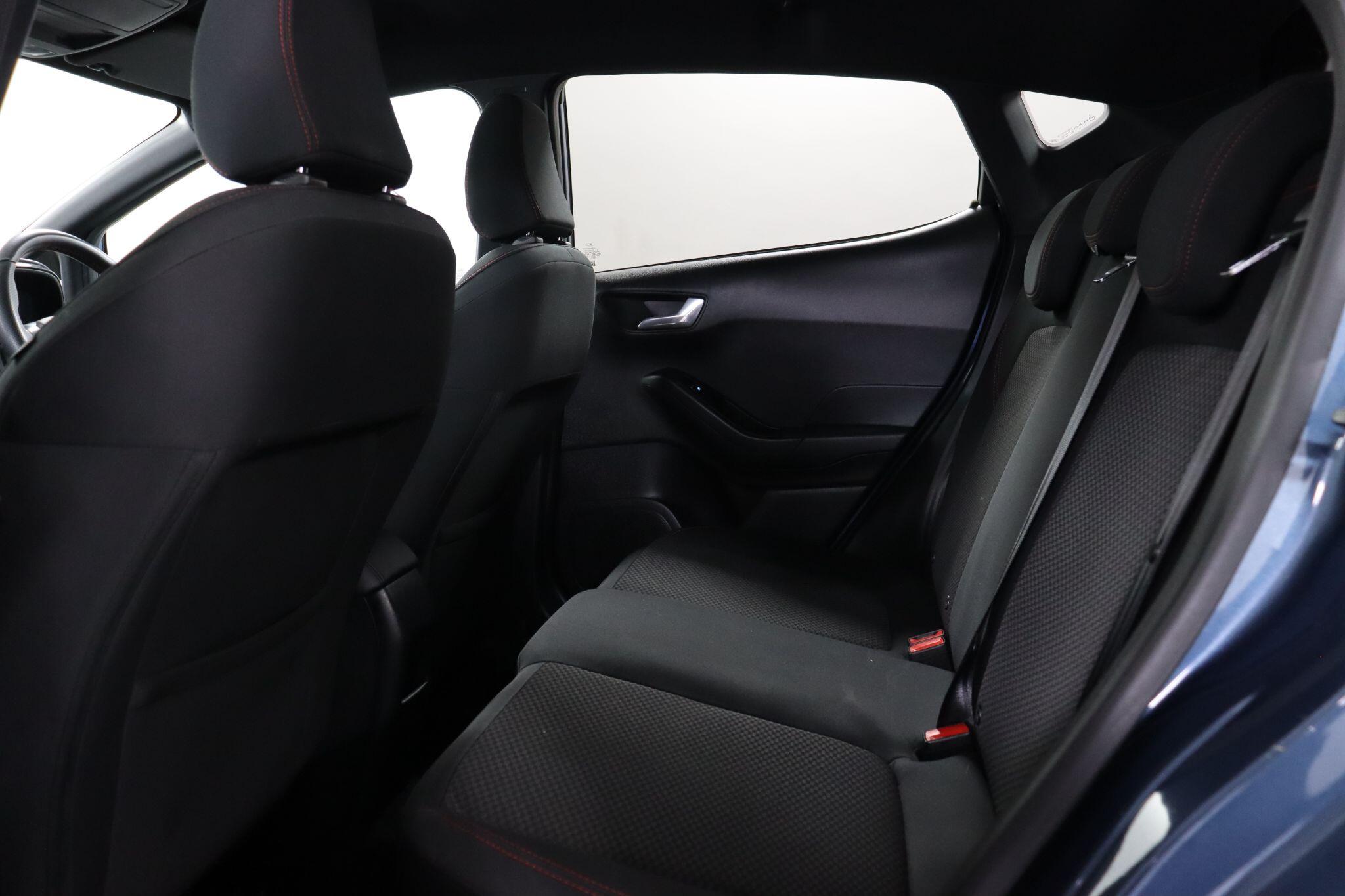 Ford Fiesta view 42
