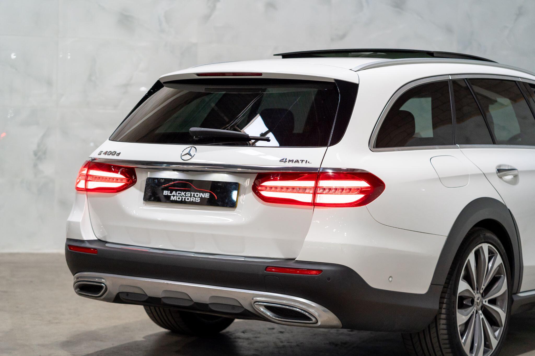 Mercedes-Benz E-Class view 10