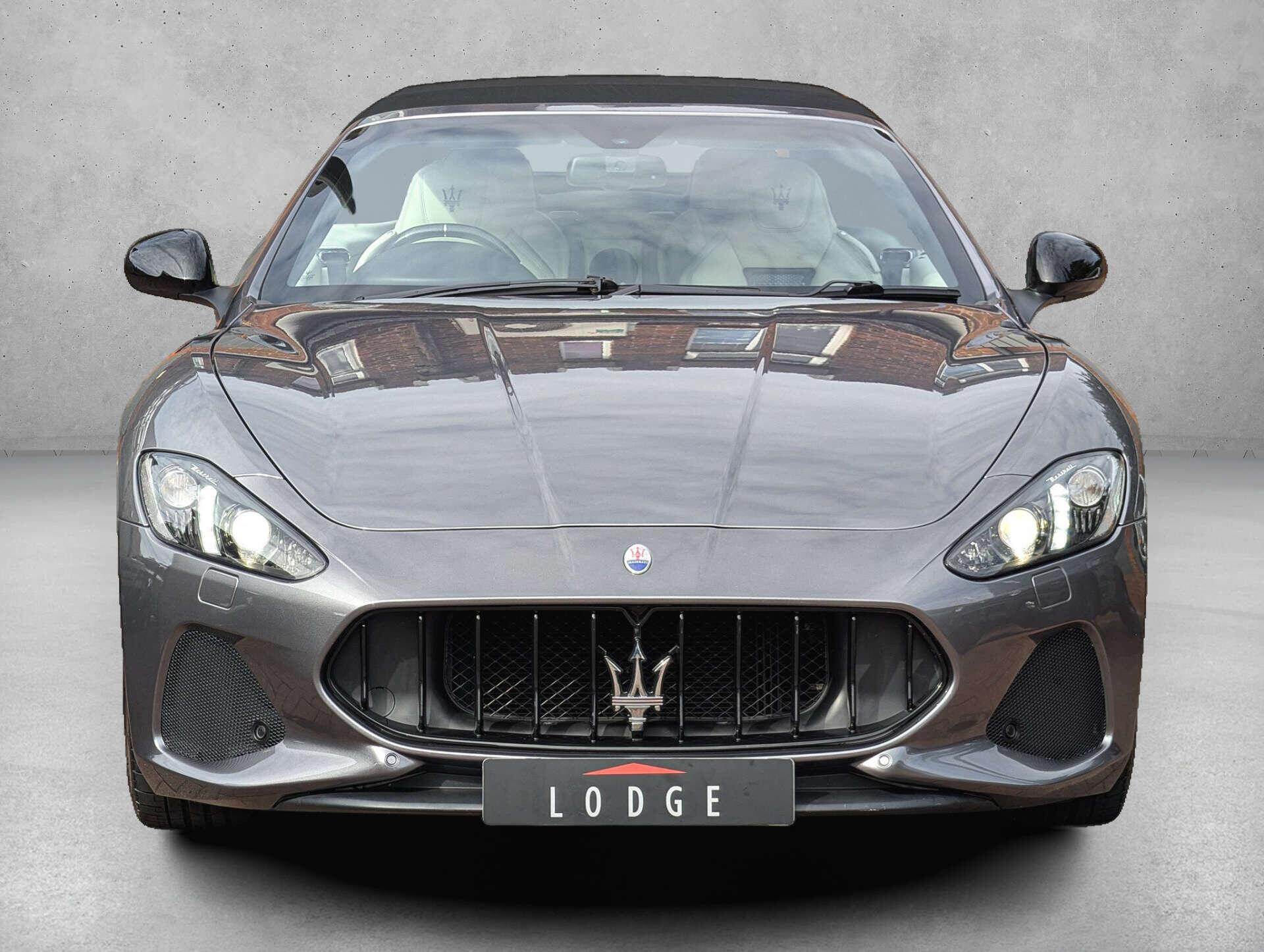 Maserati Grancabrio view 10