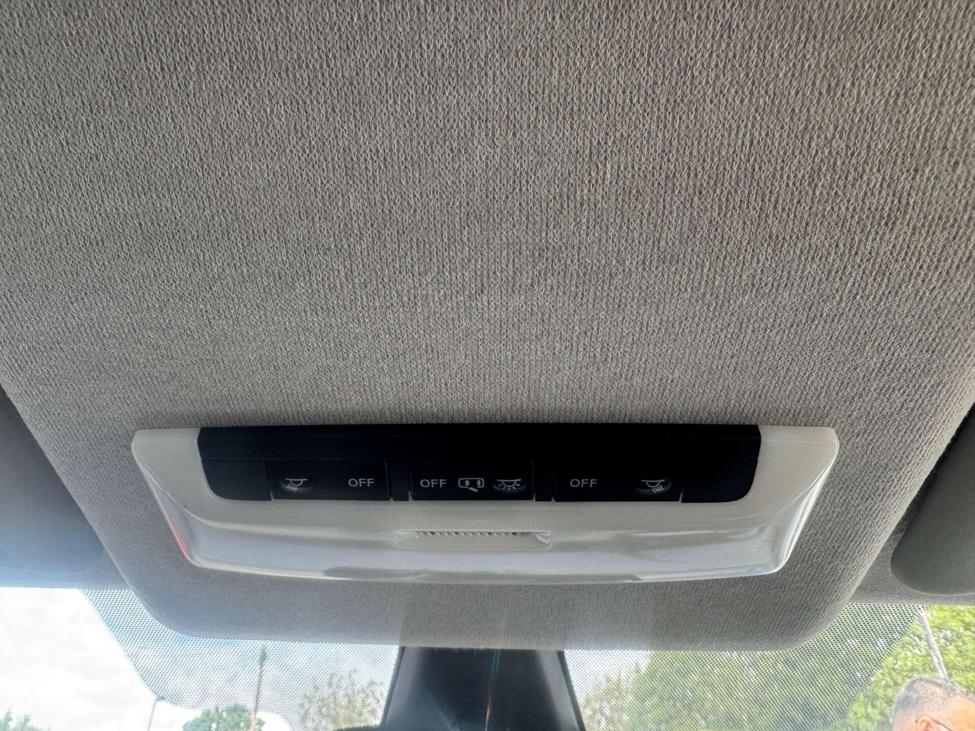 Nissan Micra view 25
