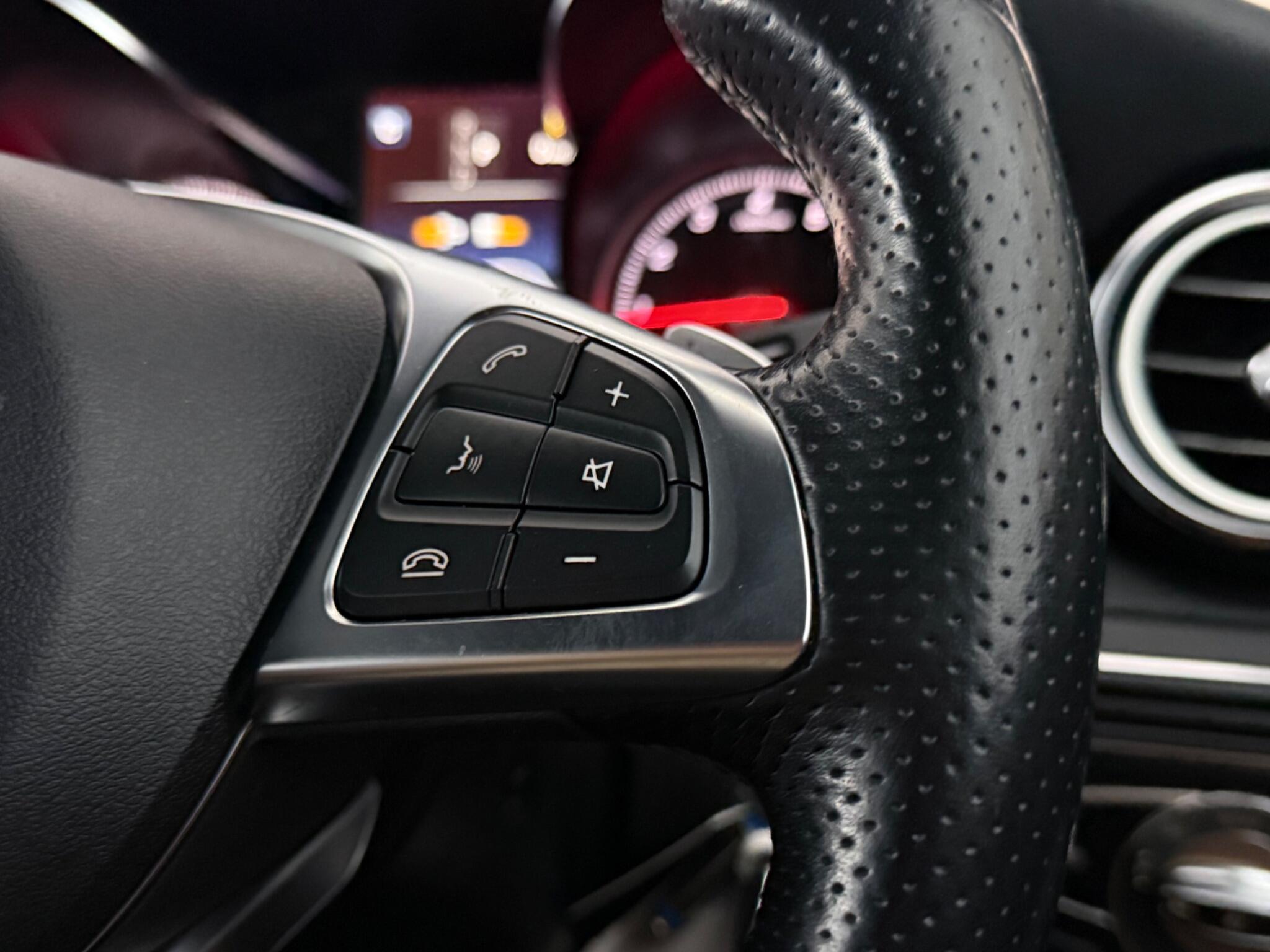 Mercedes-Benz GLC view 16