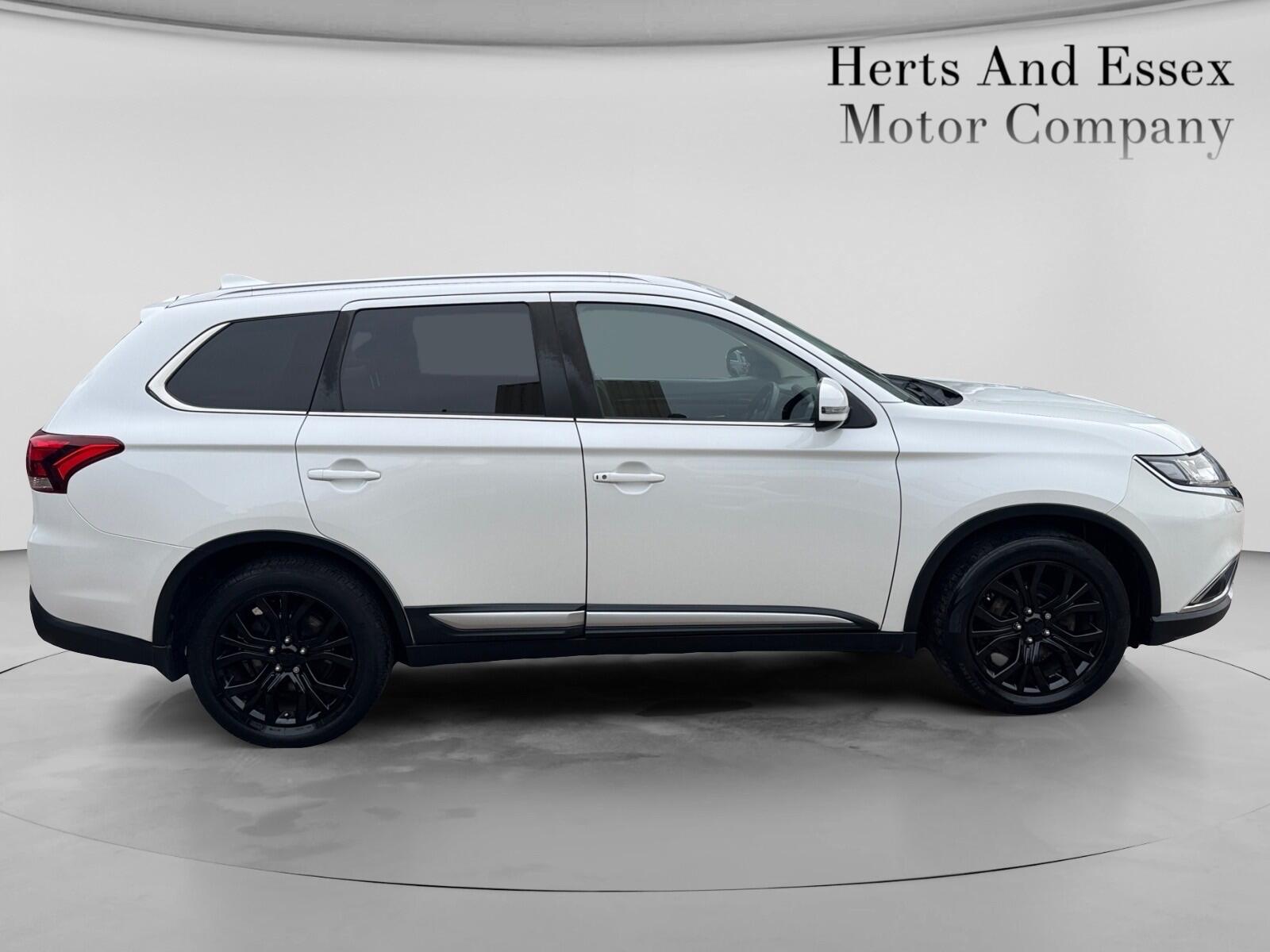 Mitsubishi Outlander view 7