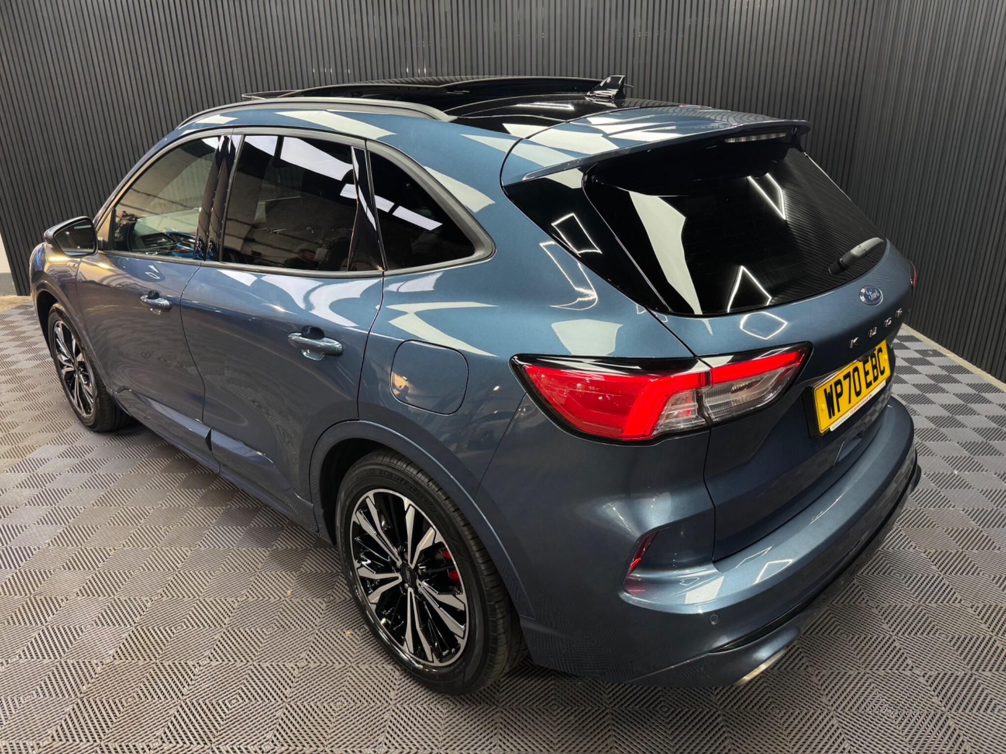 Ford Kuga view 25