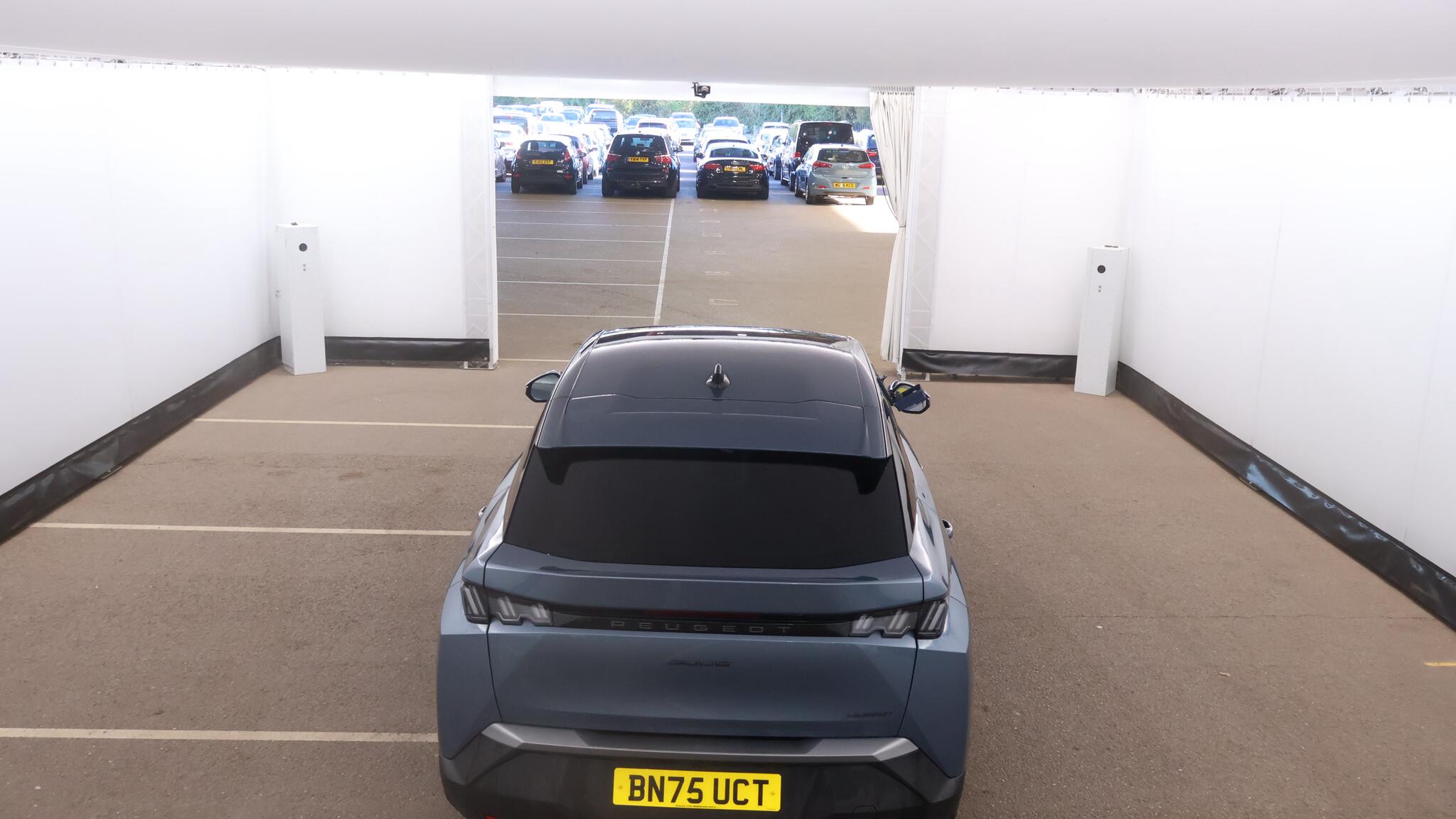 Peugeot 3008 view 8