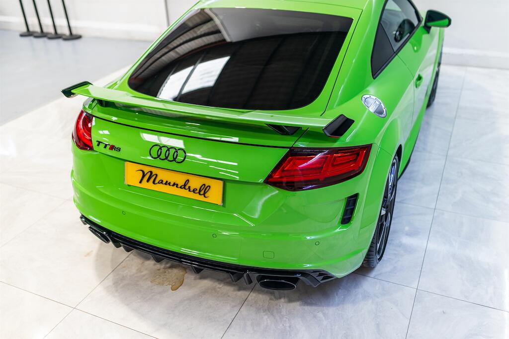 Audi TT RS view 19