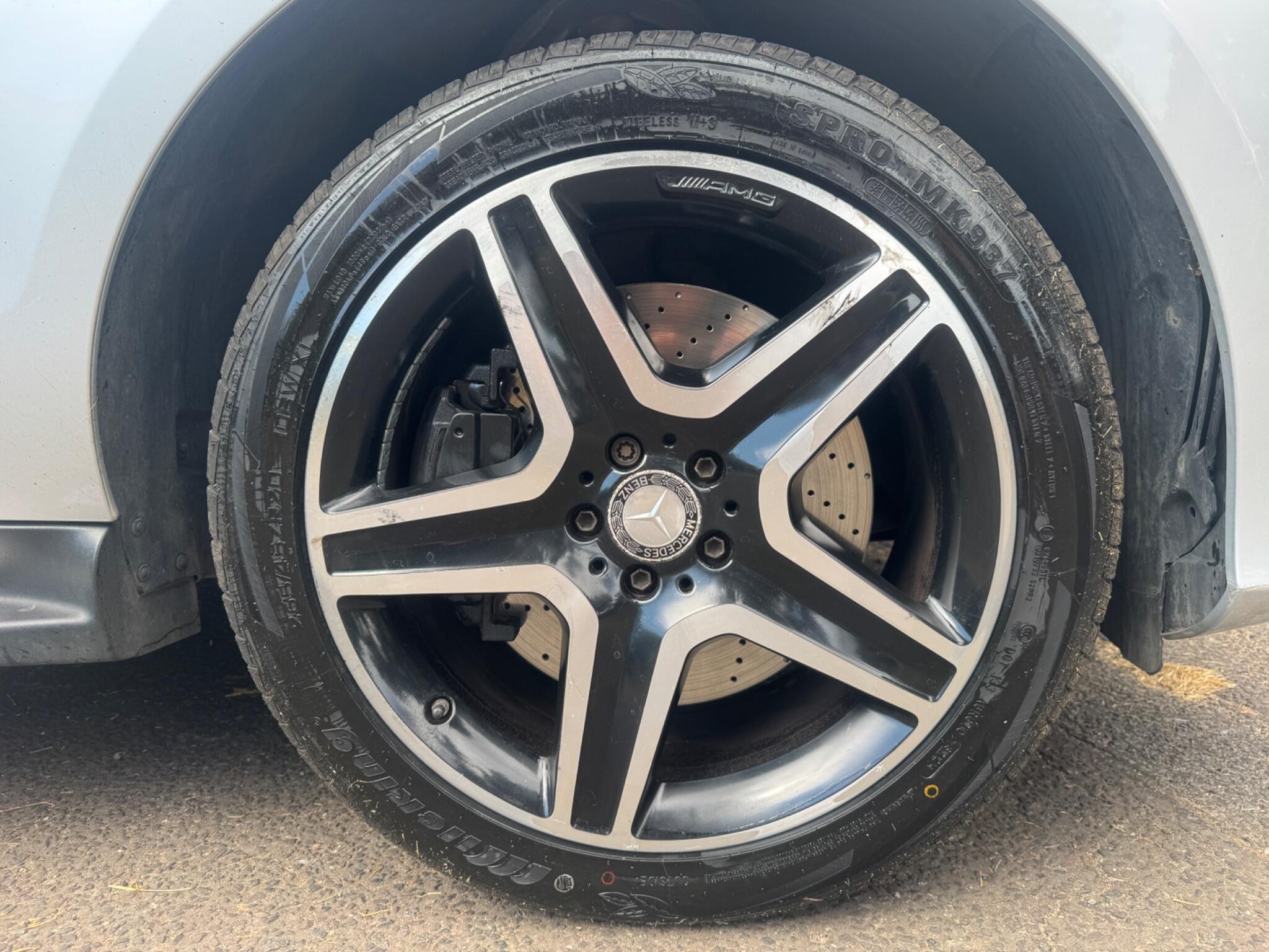 Mercedes-Benz Gle view 42