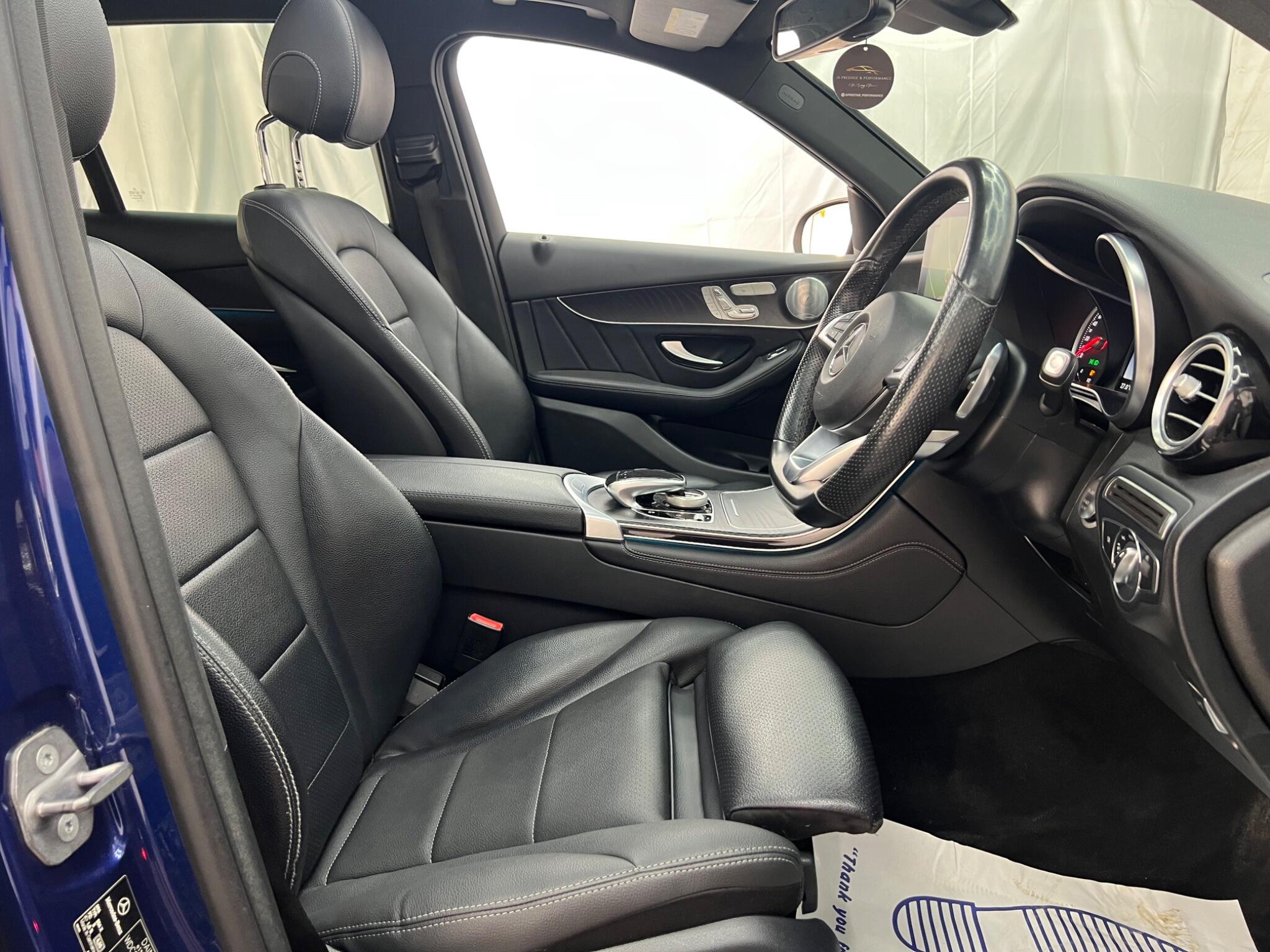 Mercedes-Benz GLC view 21