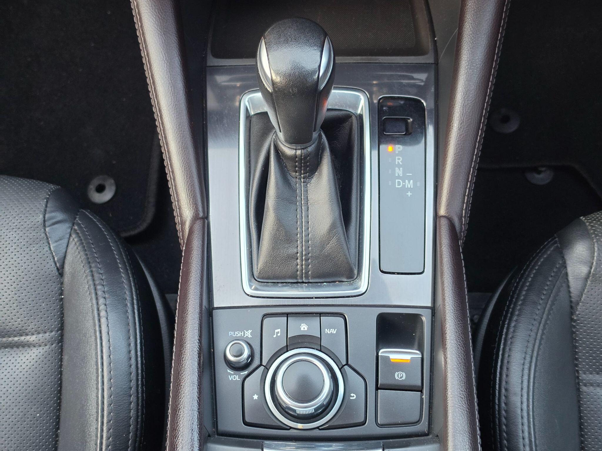 Mazda Mazda6 view 10
