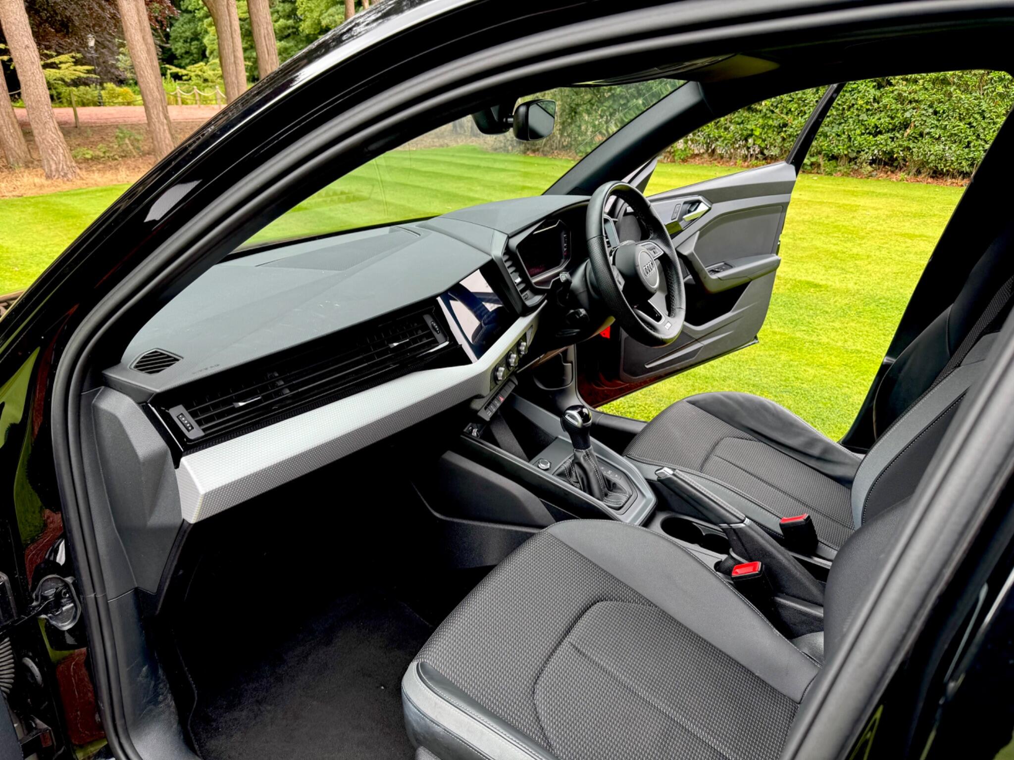 Audi A1 view 34