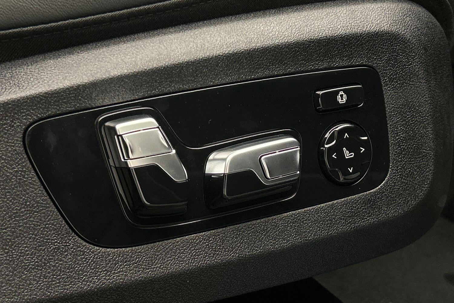 BMW X7 view 22
