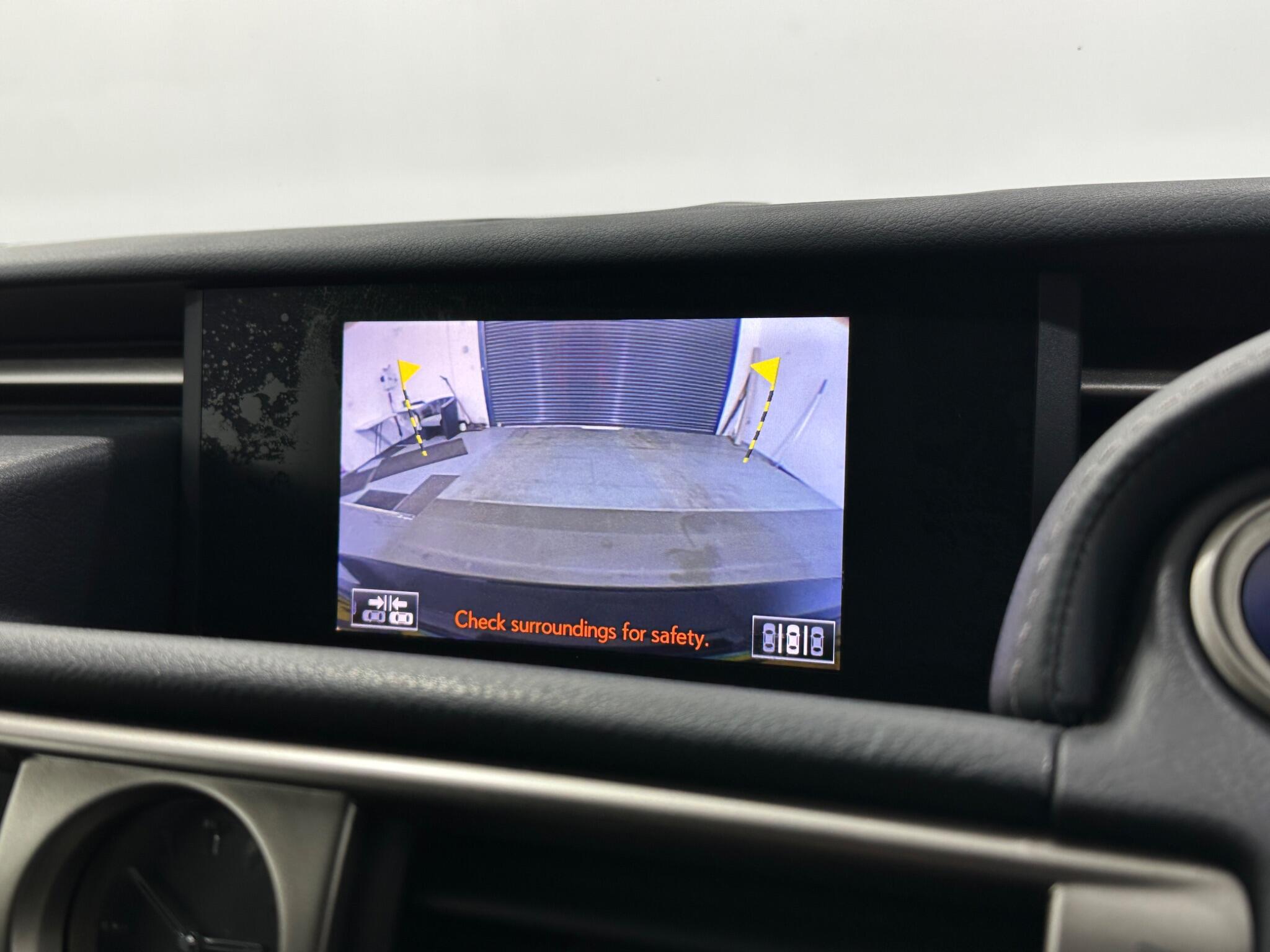 Lexus Is view 26
