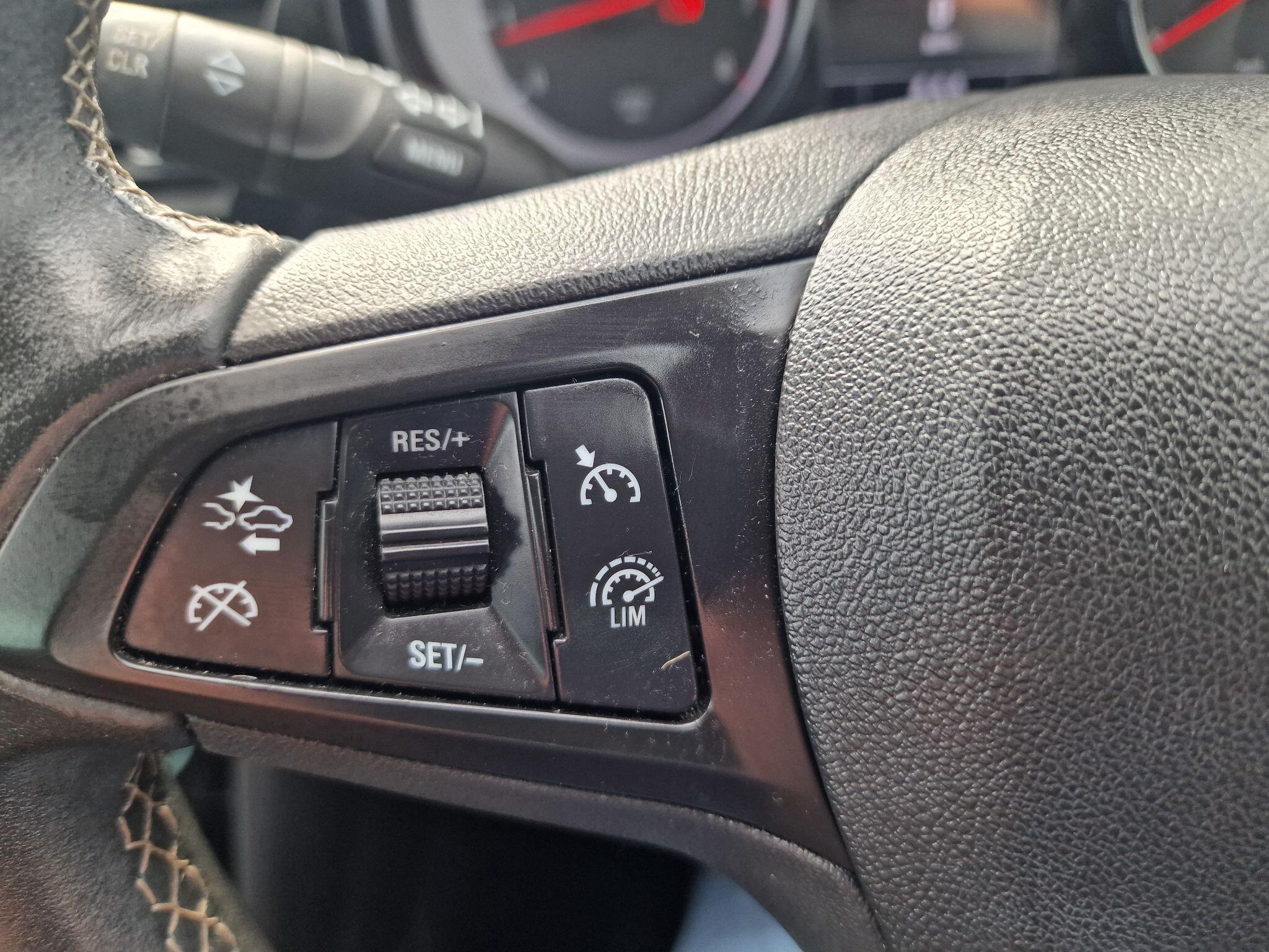 Vauxhall Astra view 37