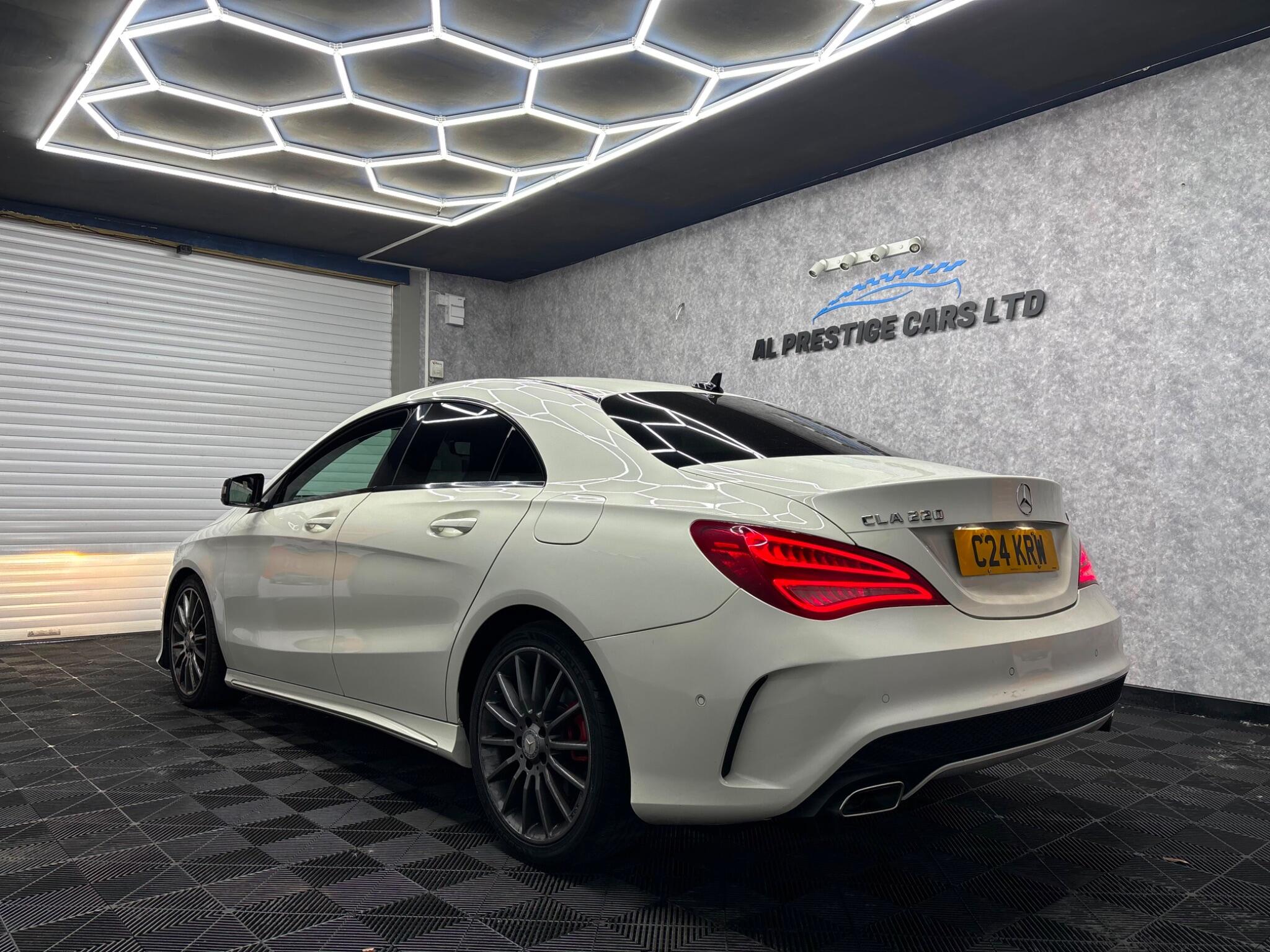 Mercedes-Benz Cla view 3