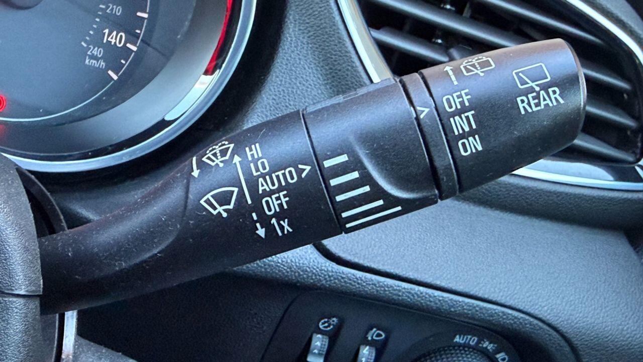 Vauxhall Grandland X view 20