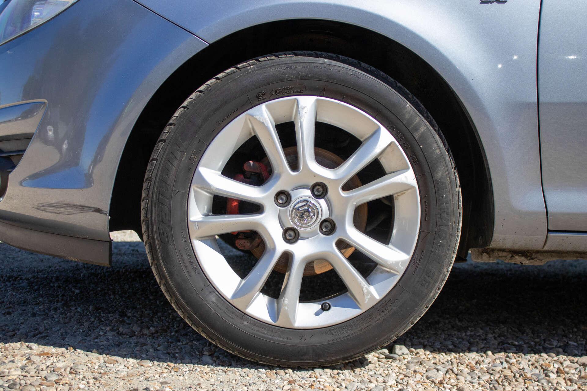 Vauxhall Corsa view 28