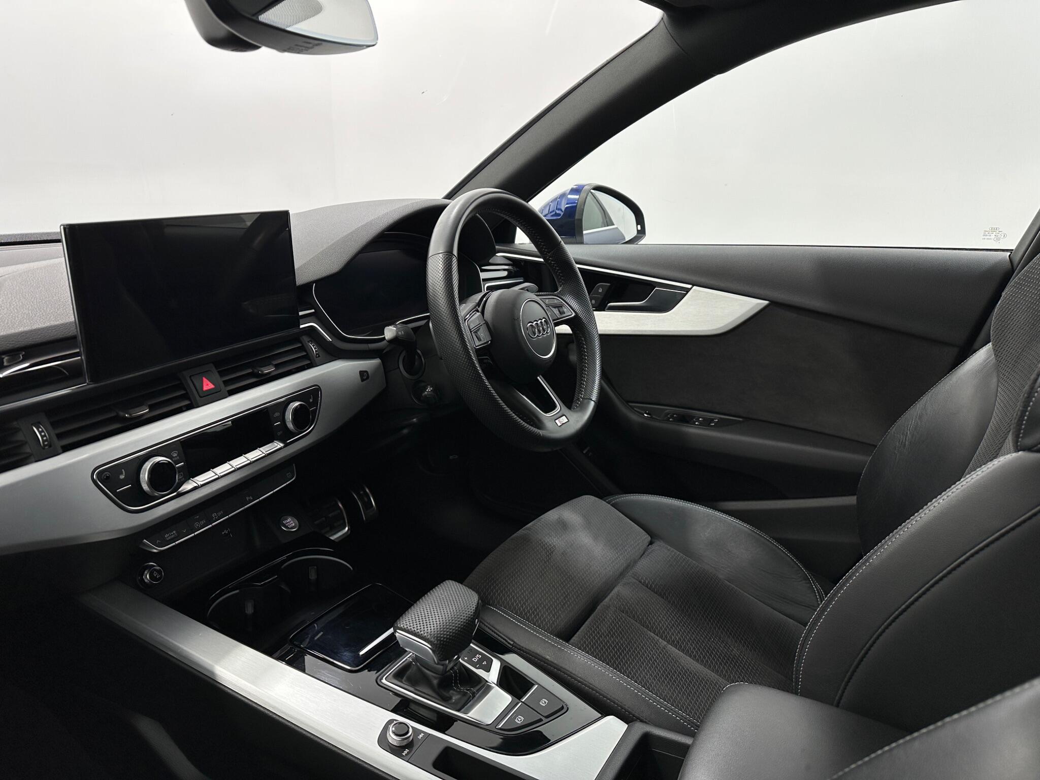 Audi A4 view 30