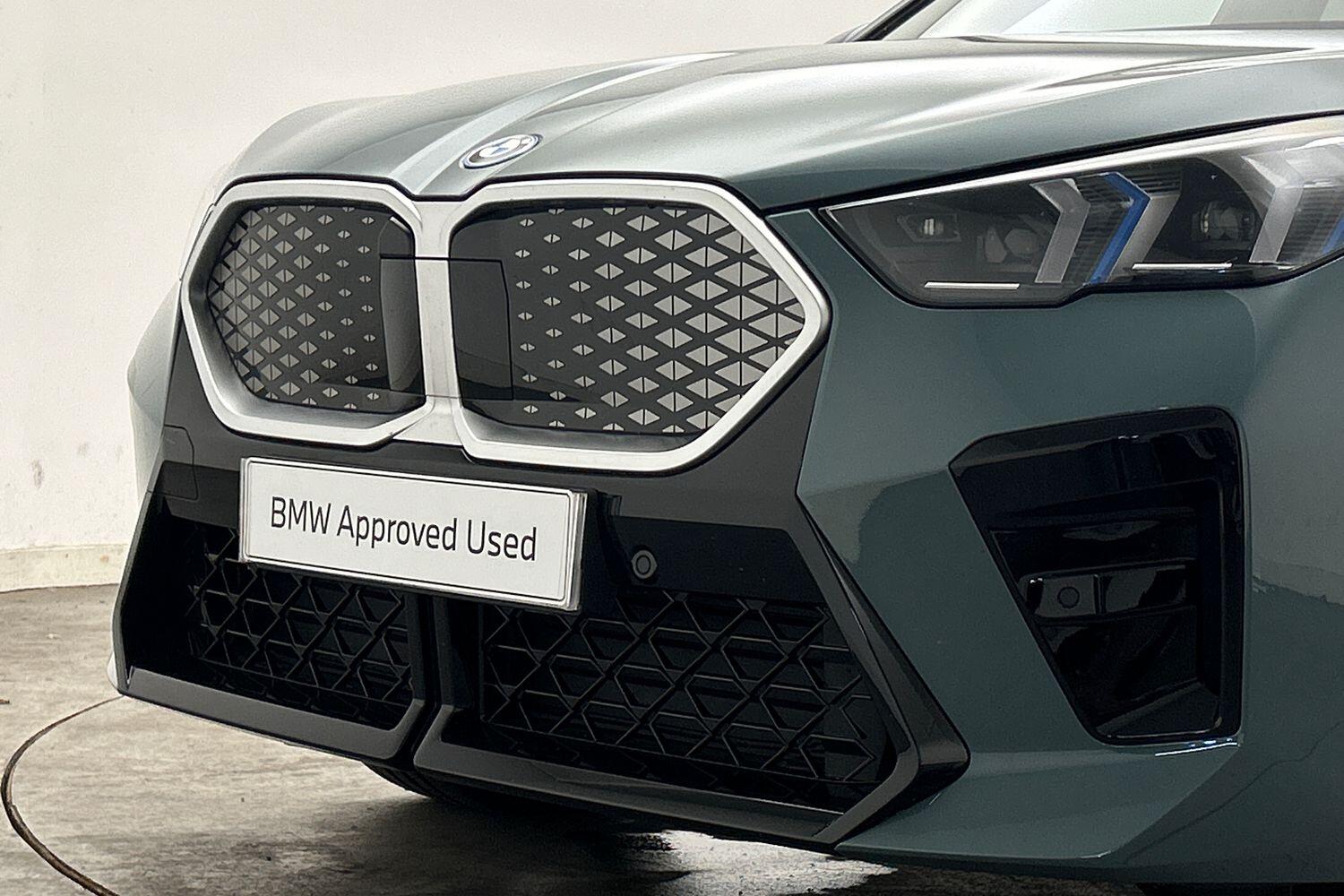 BMW iX2 view 32