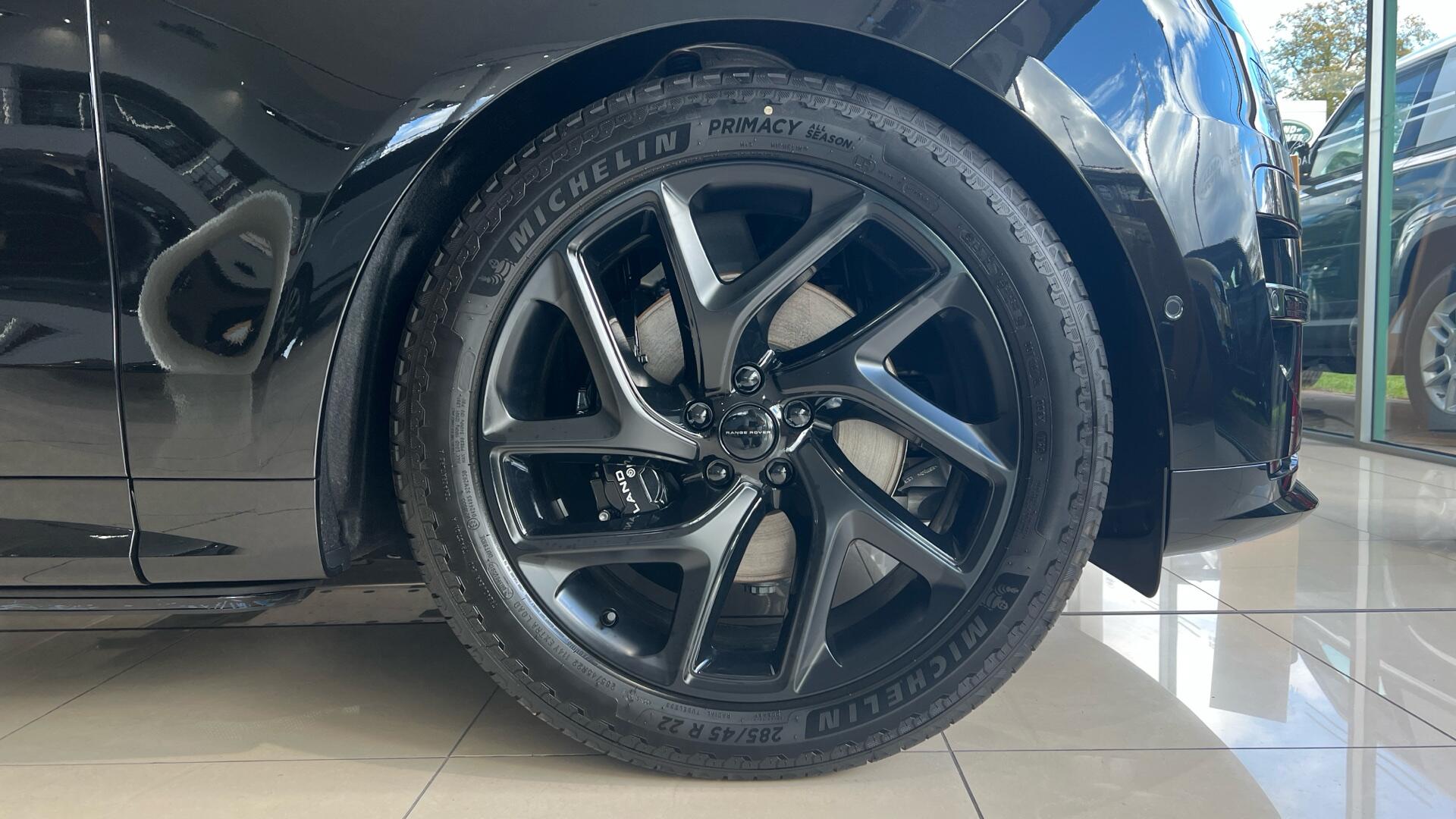 Land Rover Range Rover Sport view 8