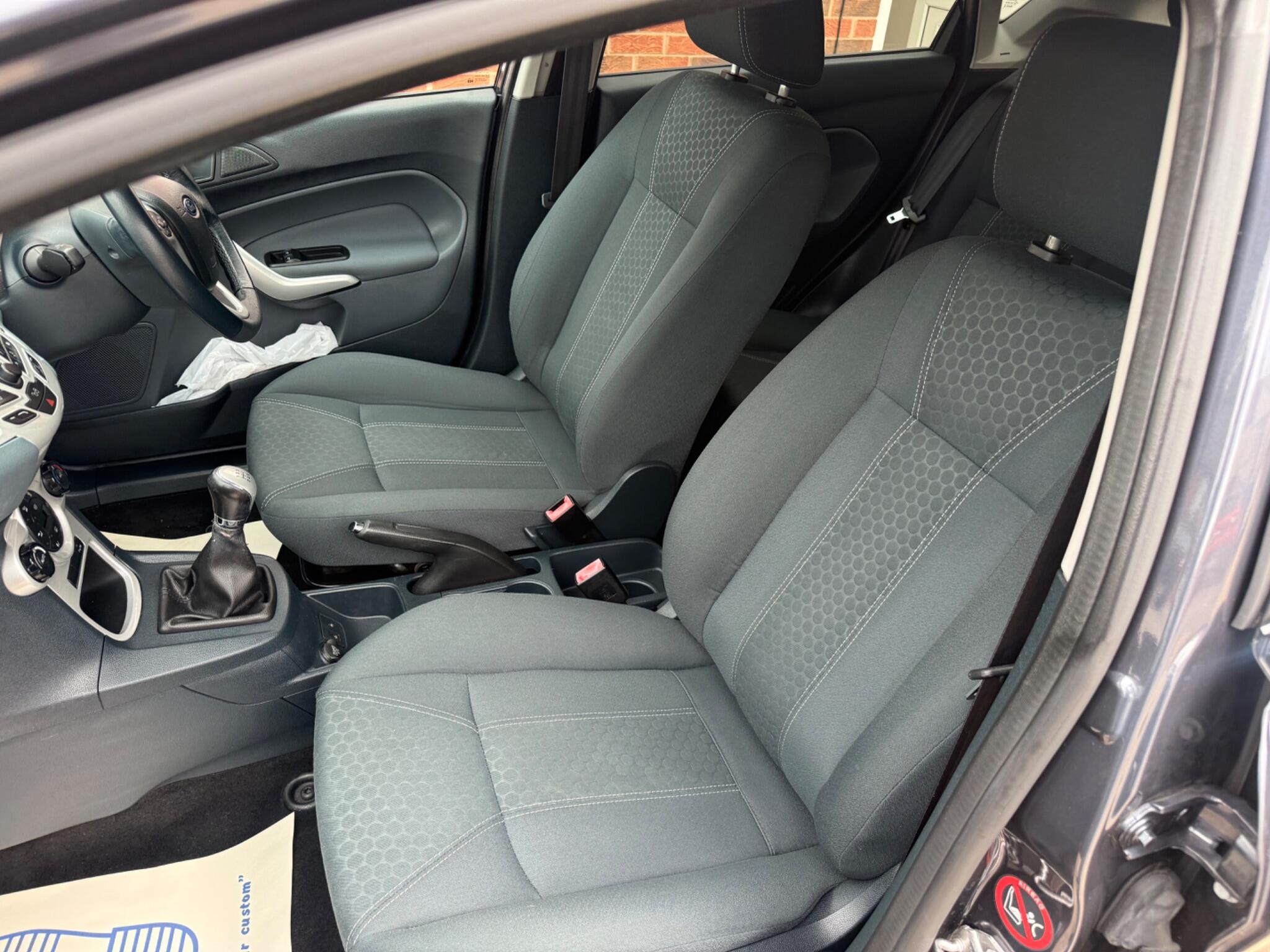 Ford Fiesta view 16