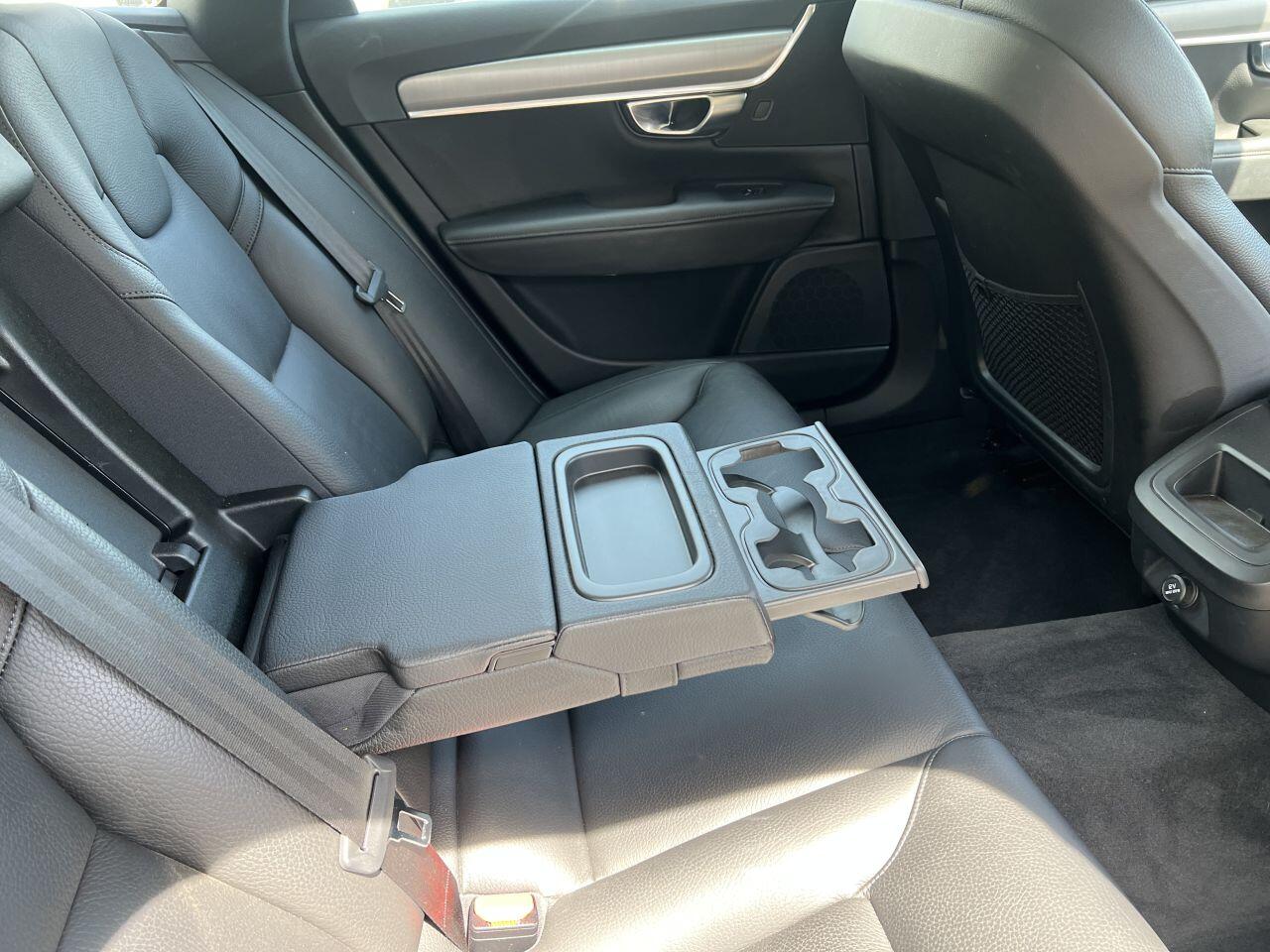 Volvo V90 view 22