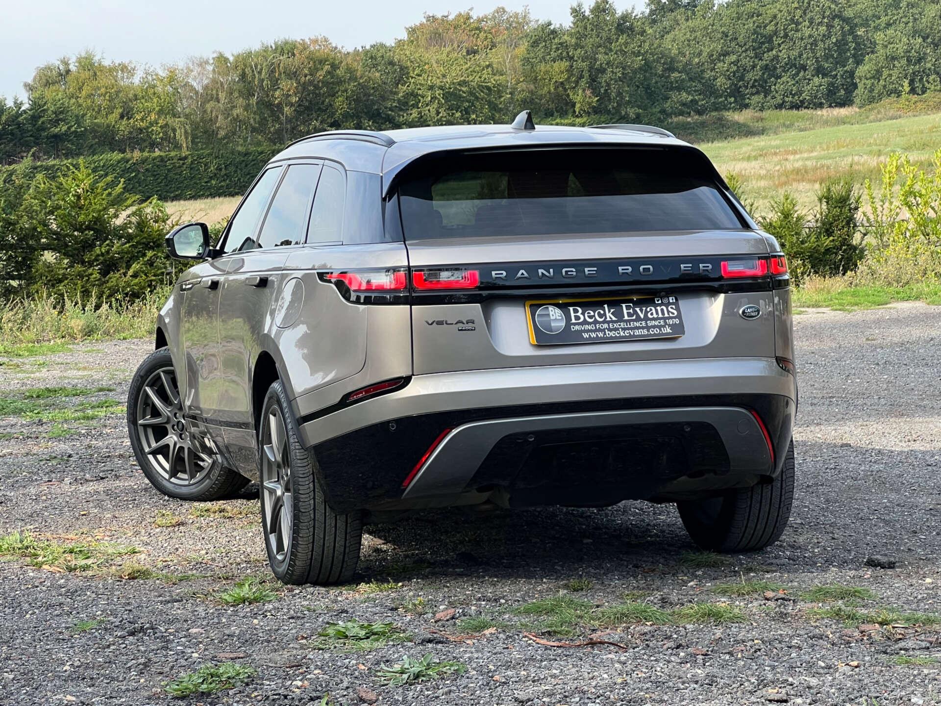 Land Rover Range Rover Velar view 17