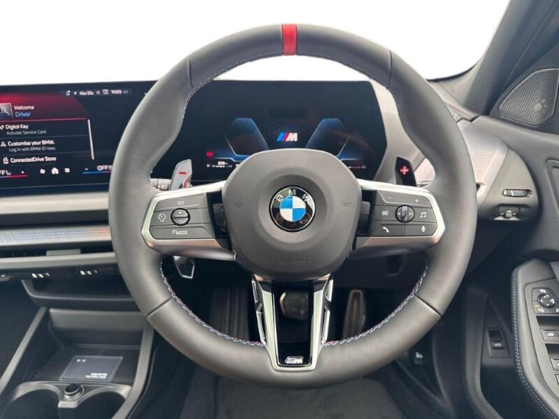 BMW 1 Series view 5