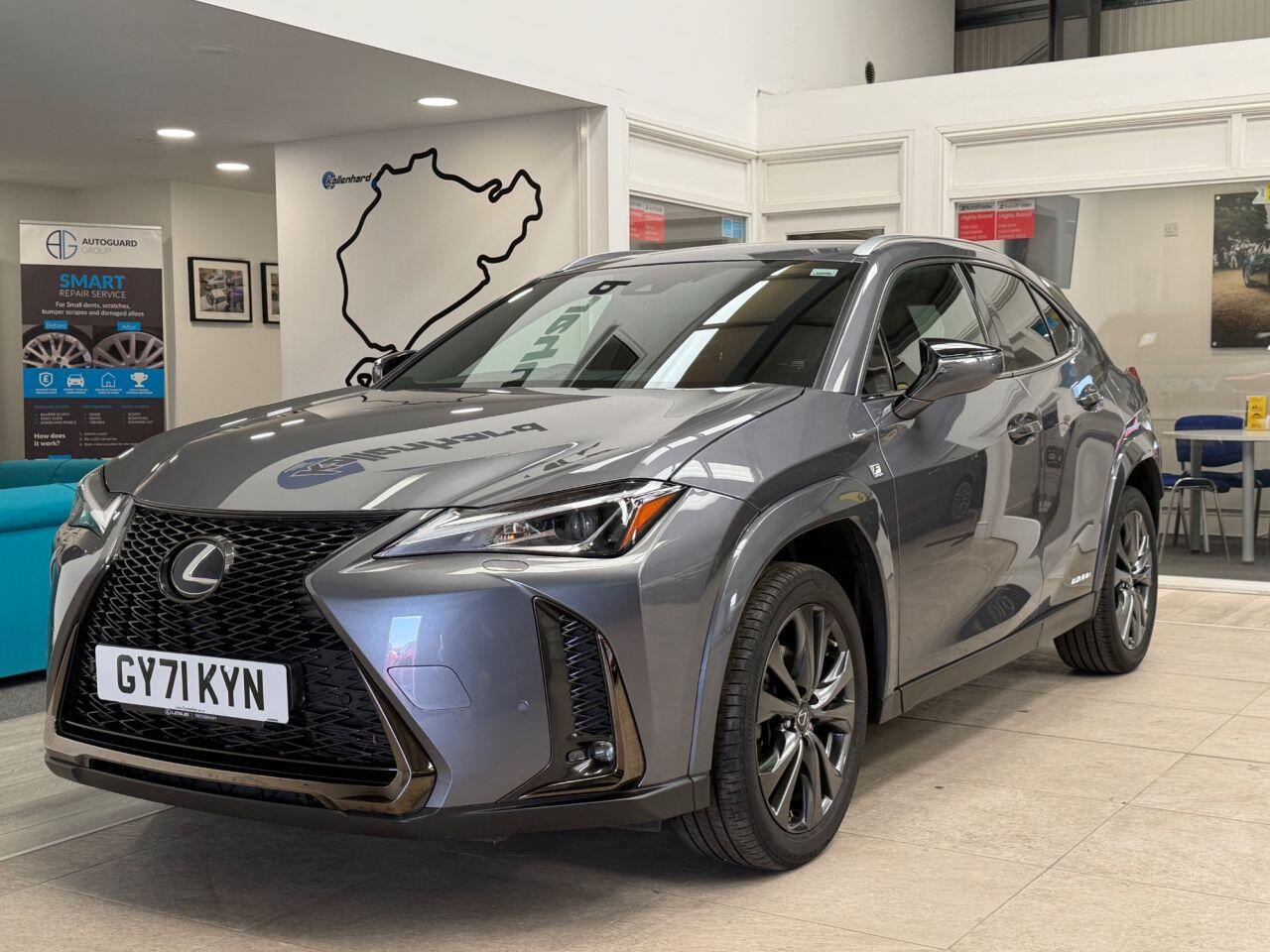 Lexus Ux view 5