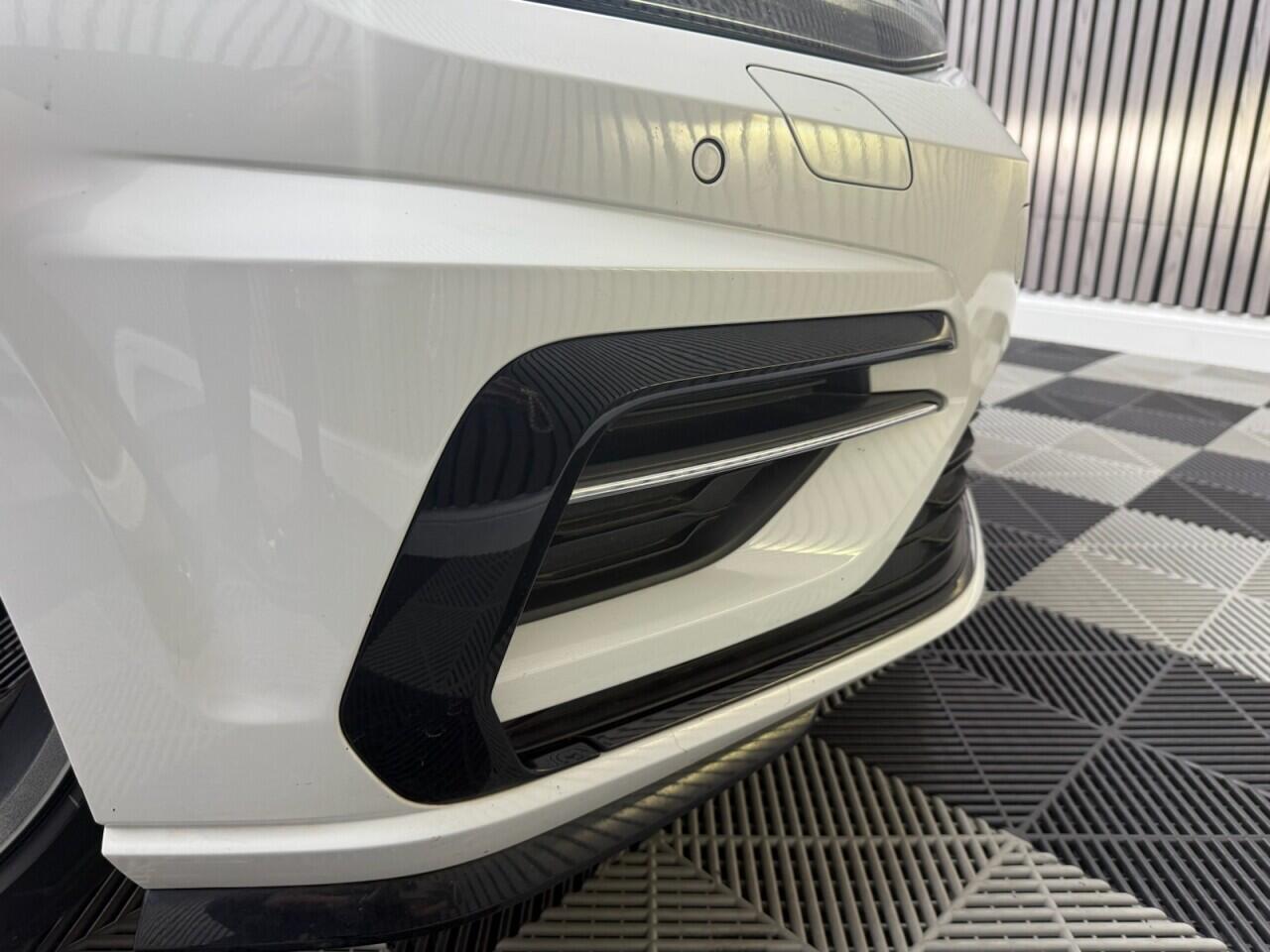 Volkswagen Golf view 30