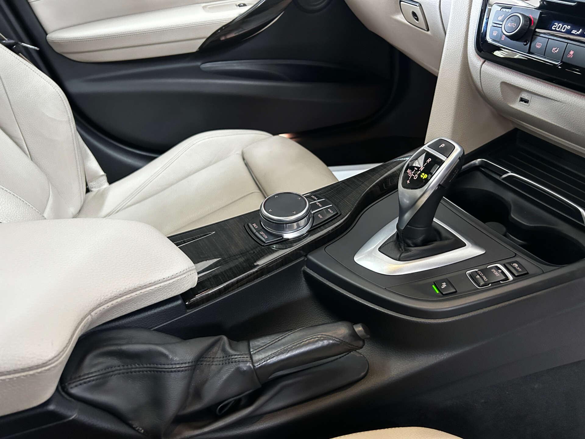 BMW 3 Series view 60