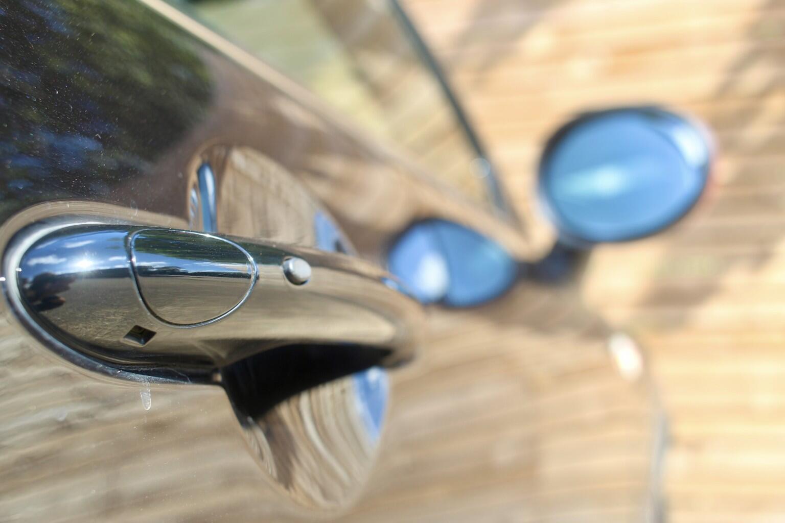 Mini Hatch view 28
