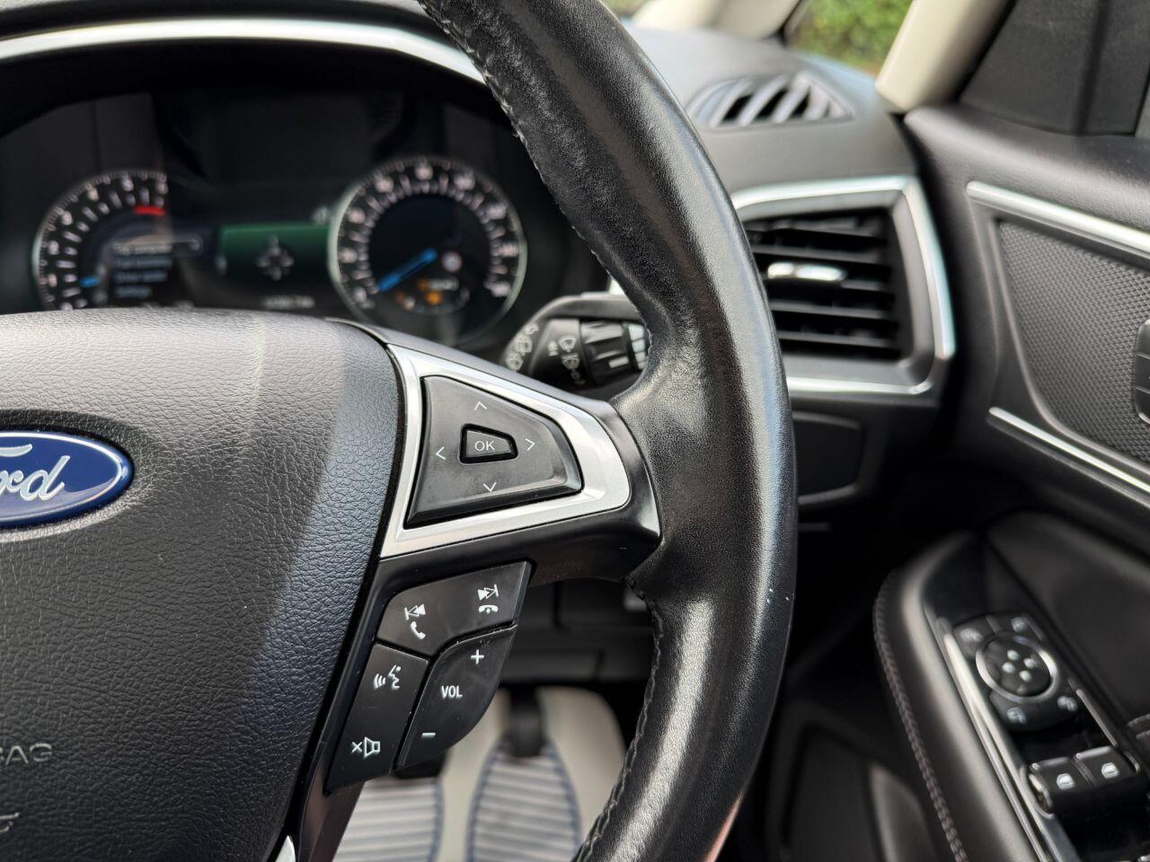 Ford S-Max view 36