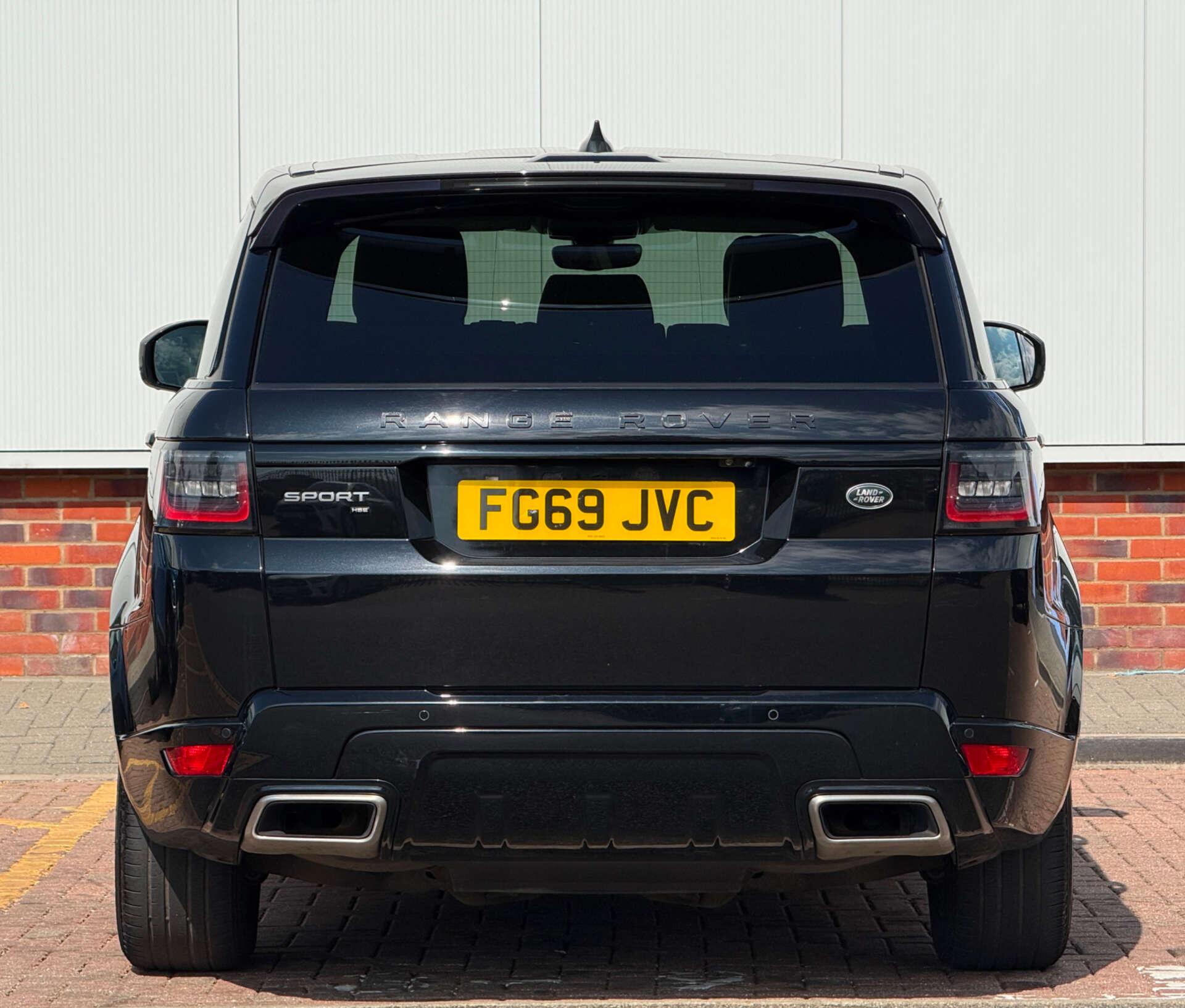 Land Rover Range Rover Sport view 11