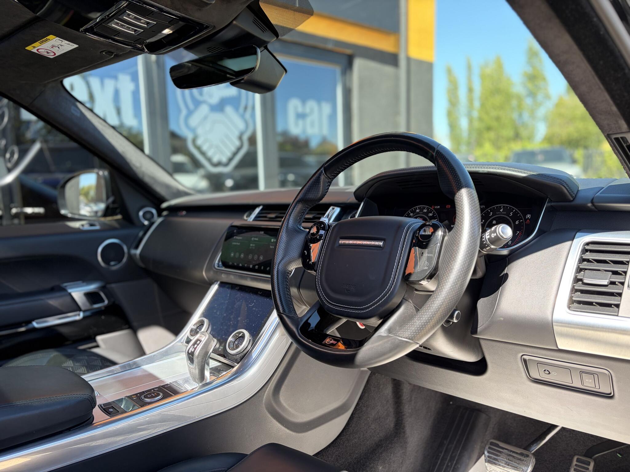Land Rover Range Rover Sport view 14