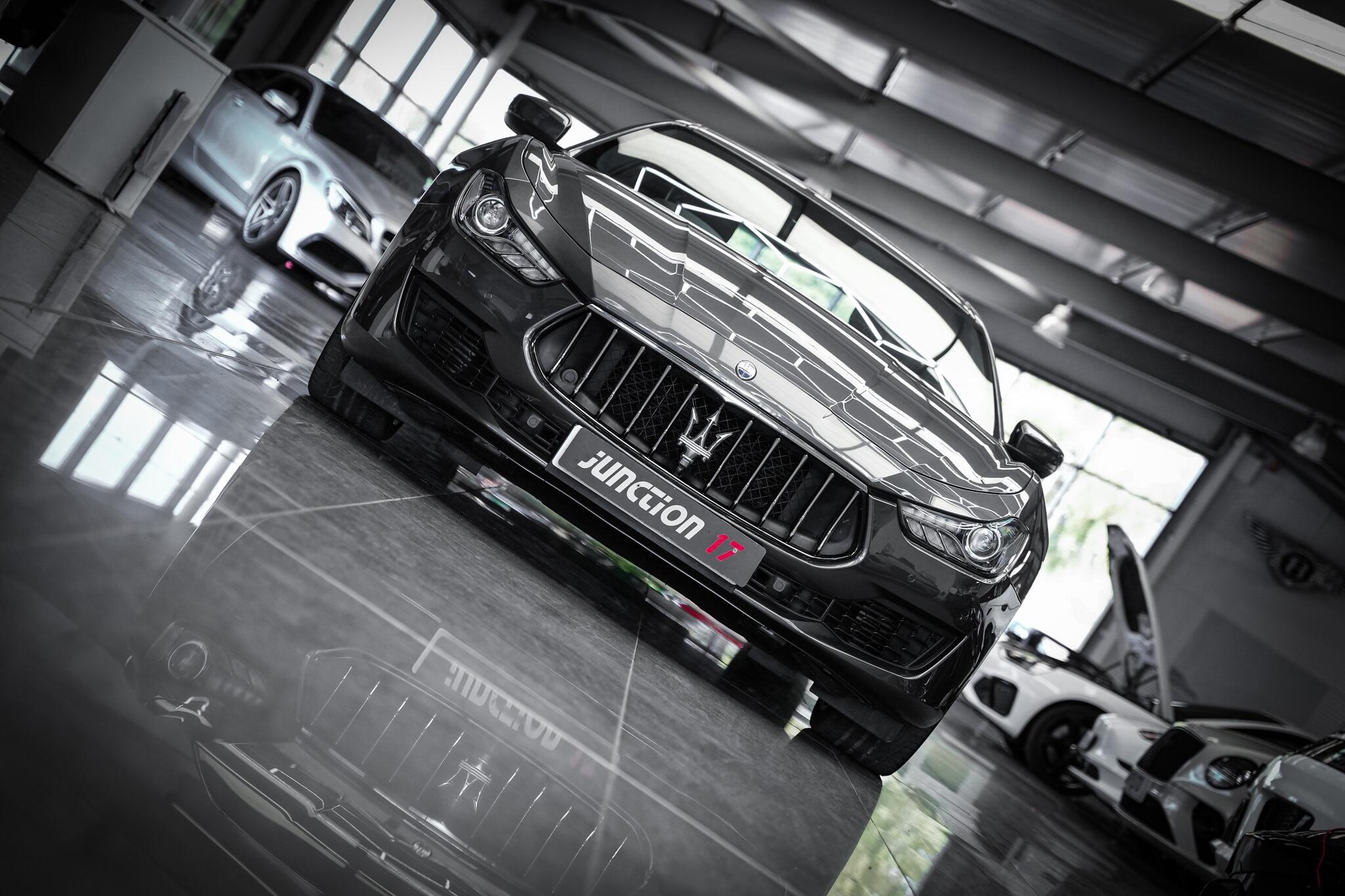 Maserati Ghibli view 4