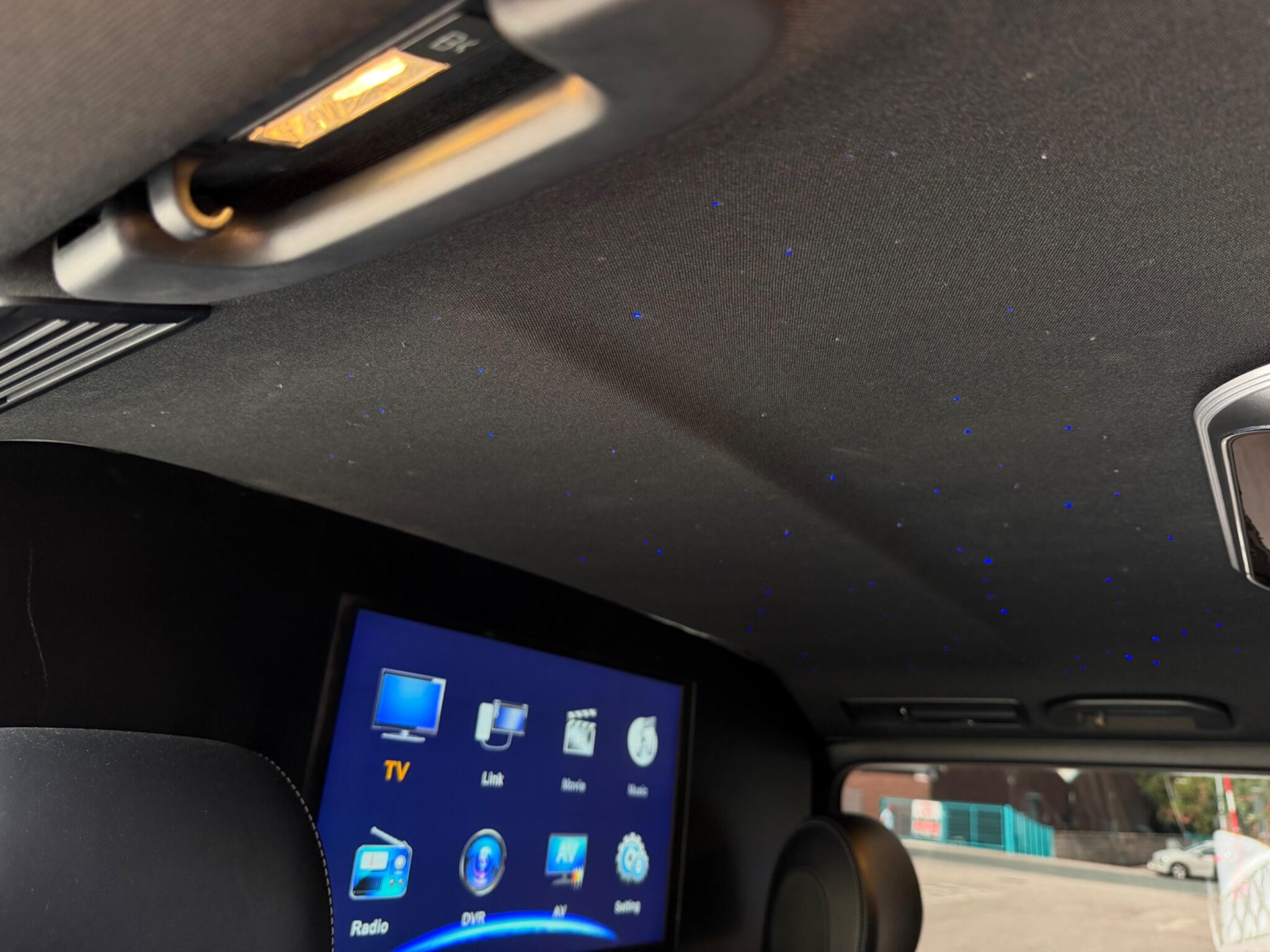Mercedes-Benz V Class view 43