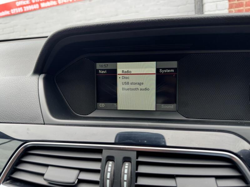Mercedes-Benz C Class view 25