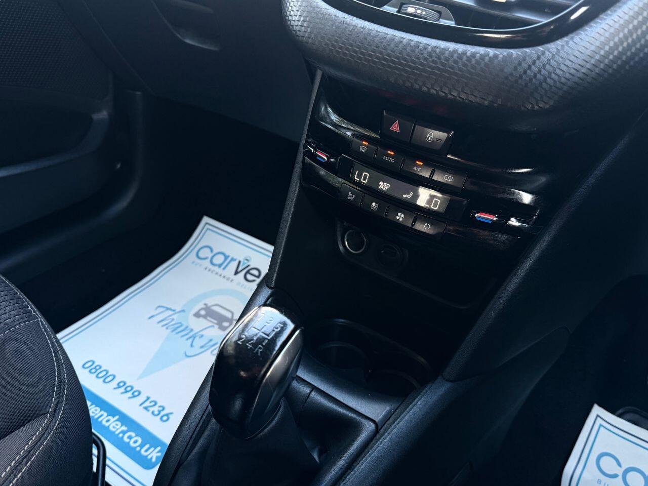 Peugeot 208 view 31